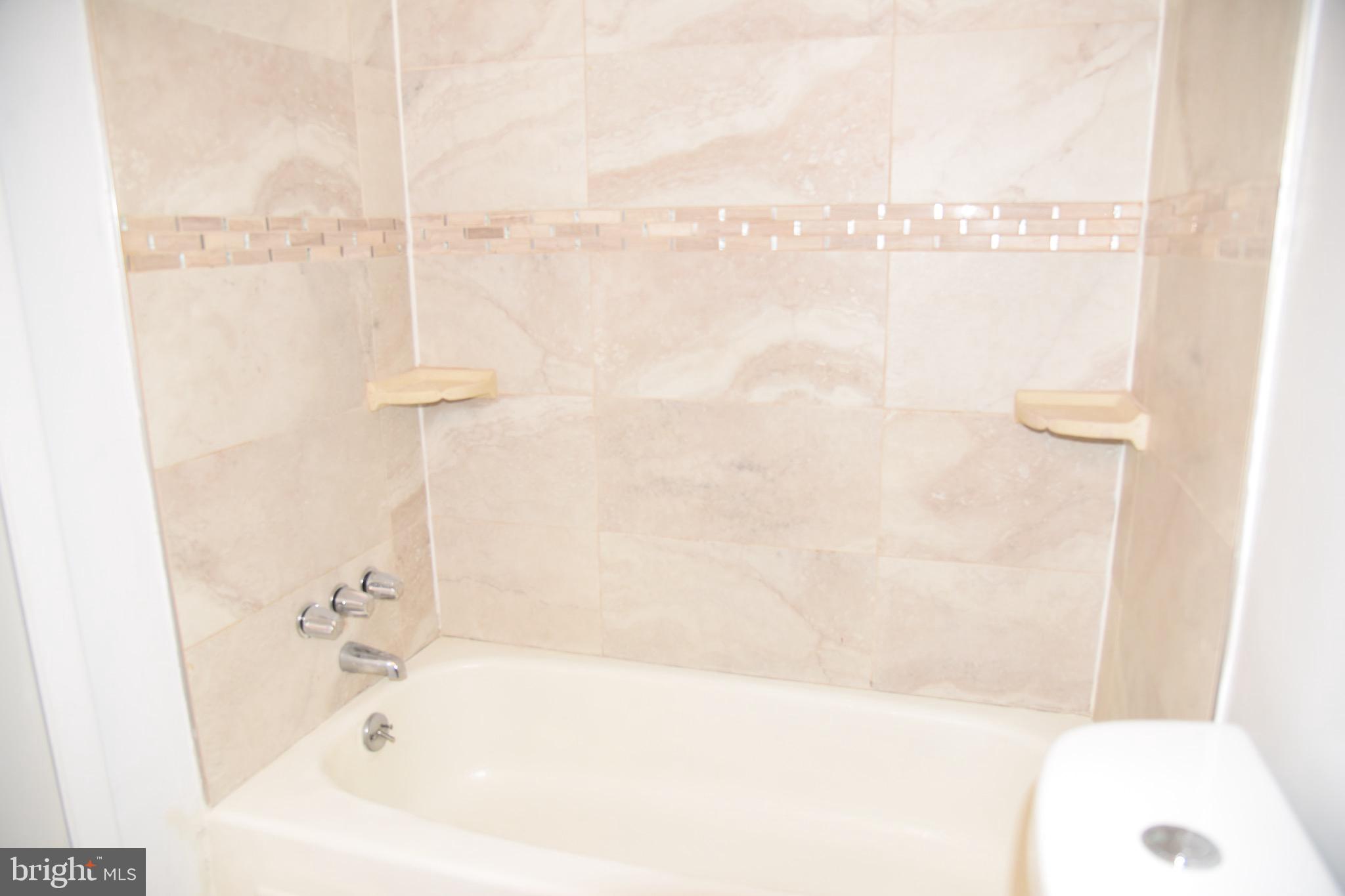 OCCOQUAN RIDGE CONDO - Residential