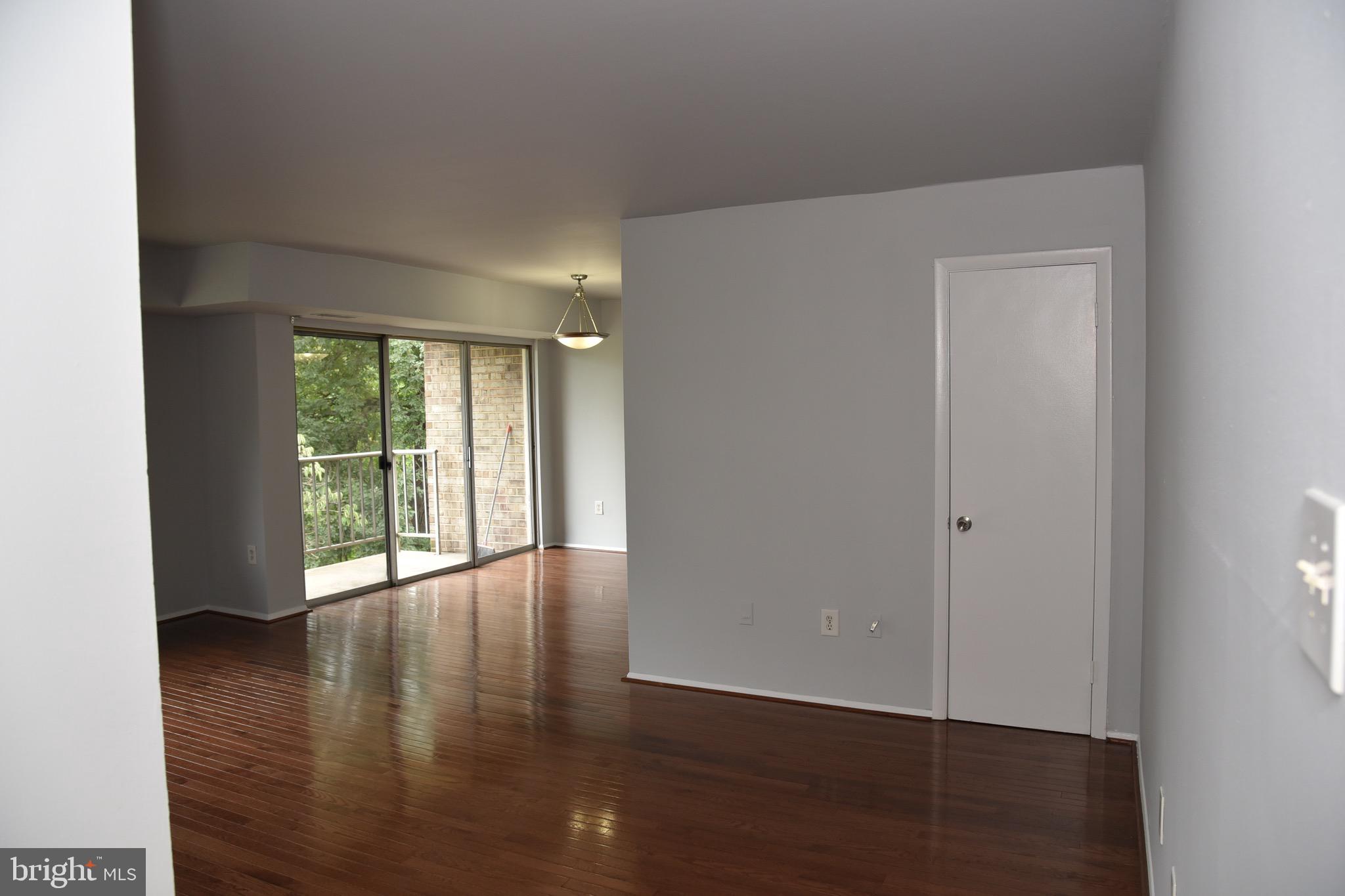 OCCOQUAN RIDGE CONDO - Residential