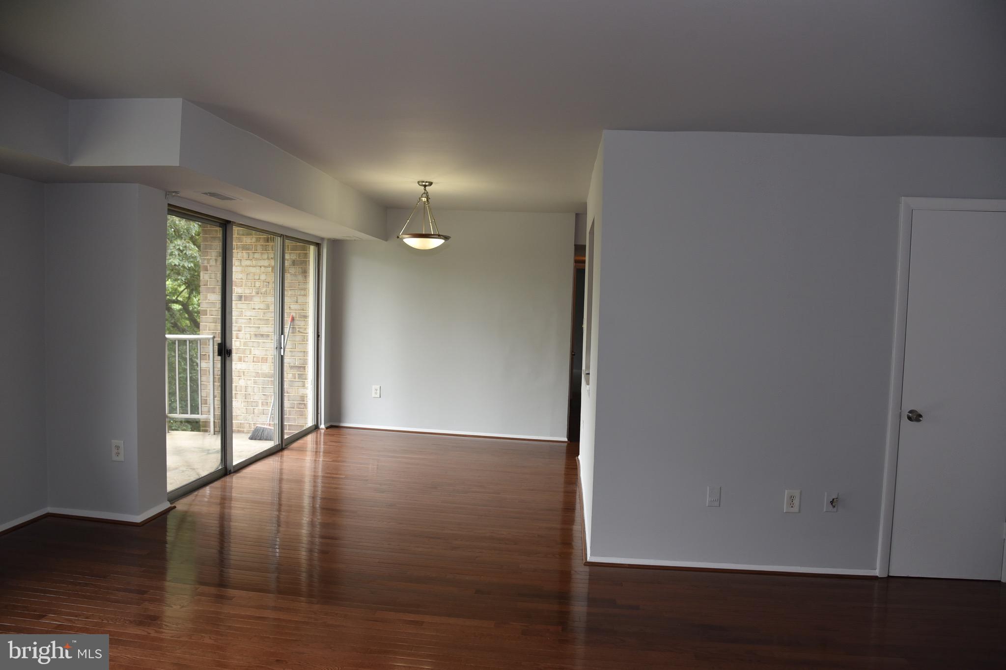 OCCOQUAN RIDGE CONDO - Residential