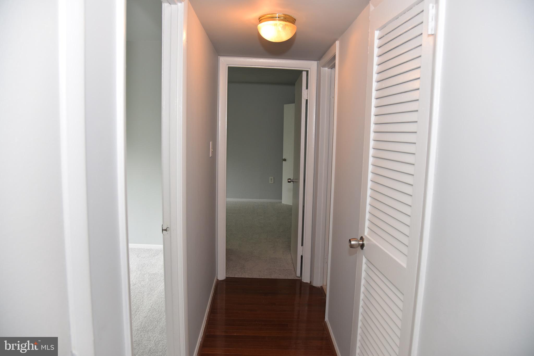 OCCOQUAN RIDGE CONDO - Residential