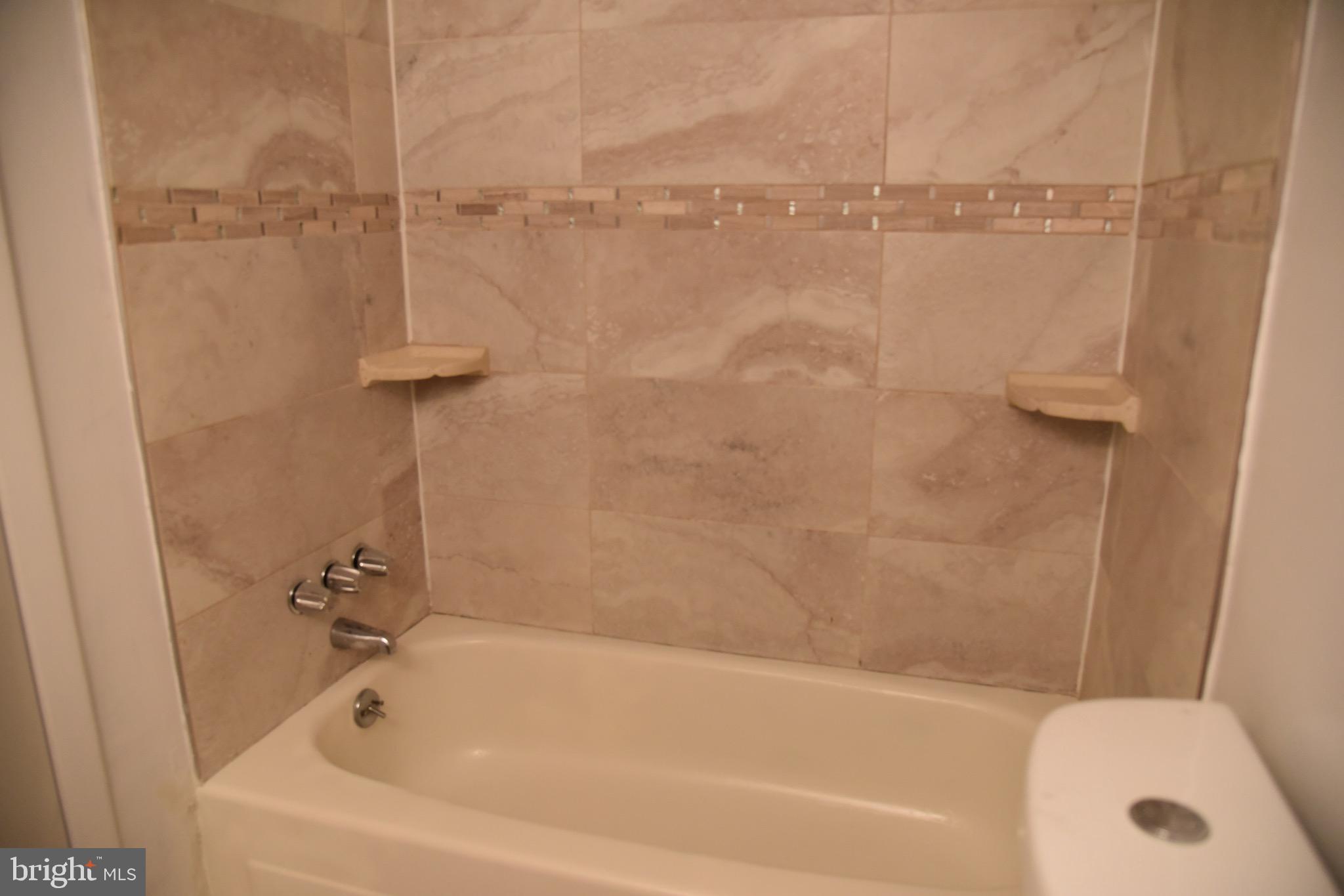 OCCOQUAN RIDGE CONDO - Residential