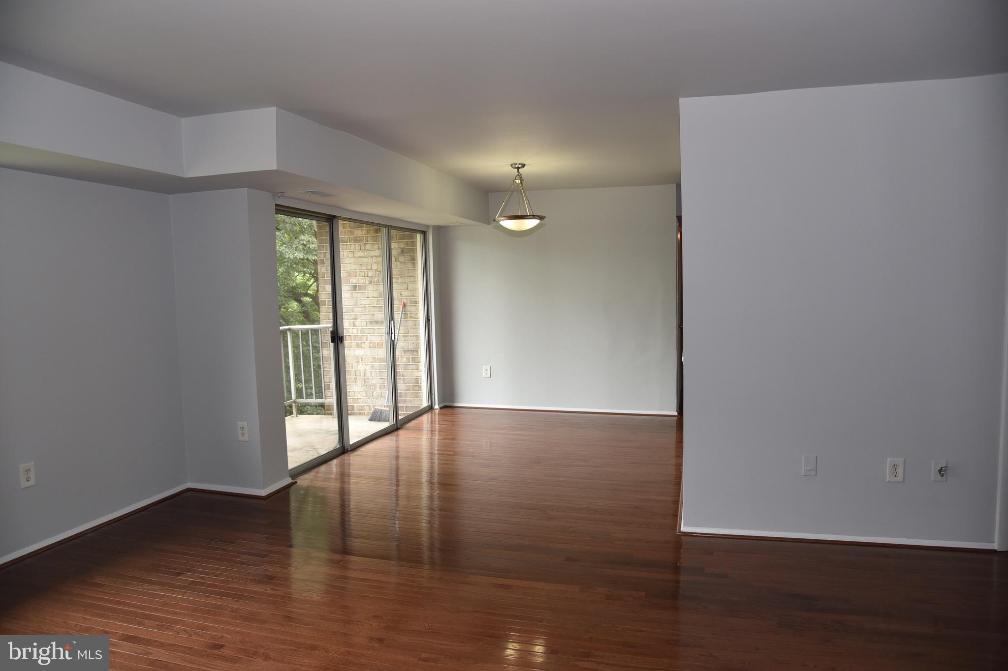 OCCOQUAN RIDGE CONDO - Residential
