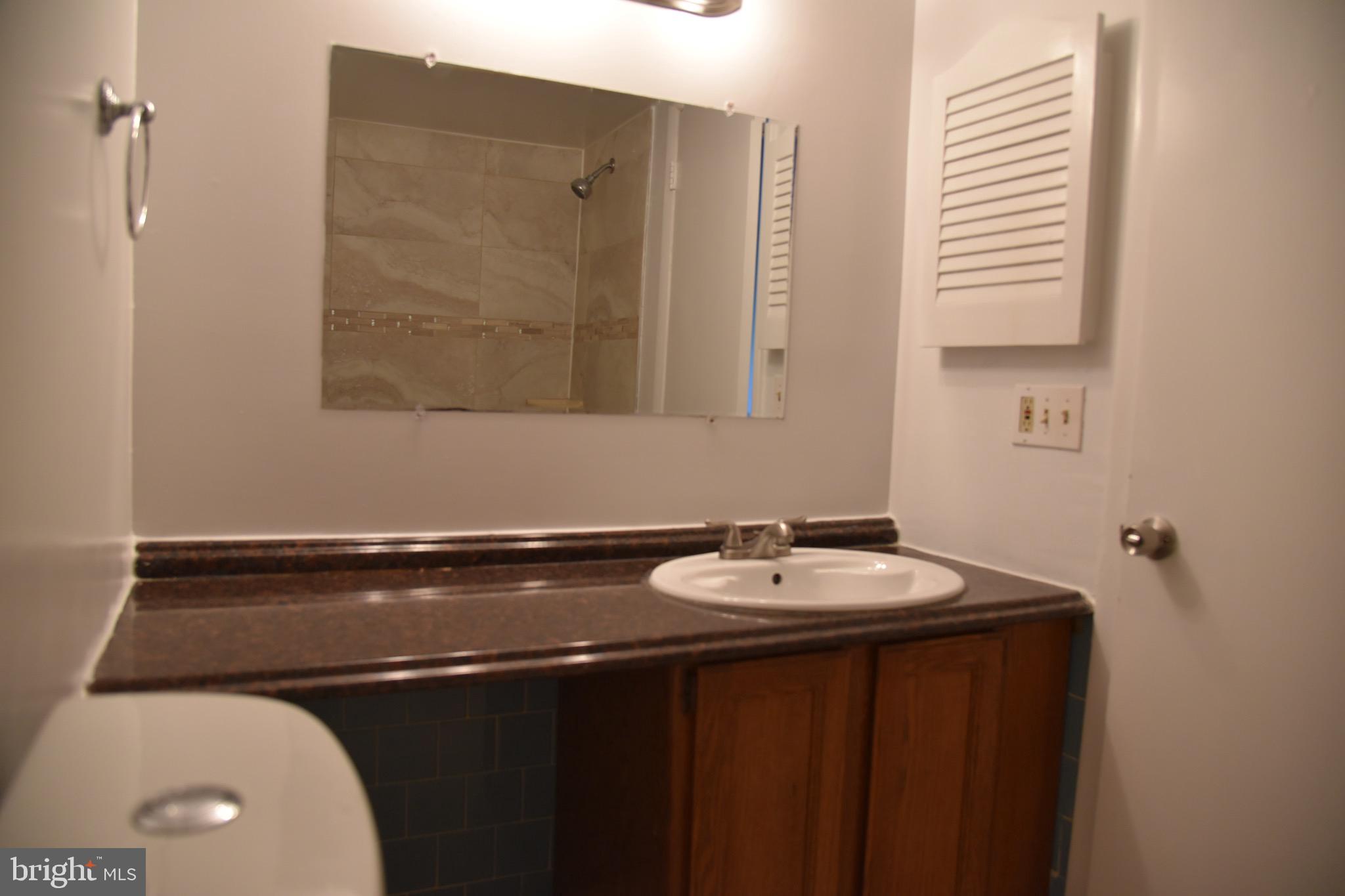 OCCOQUAN RIDGE CONDO - Residential