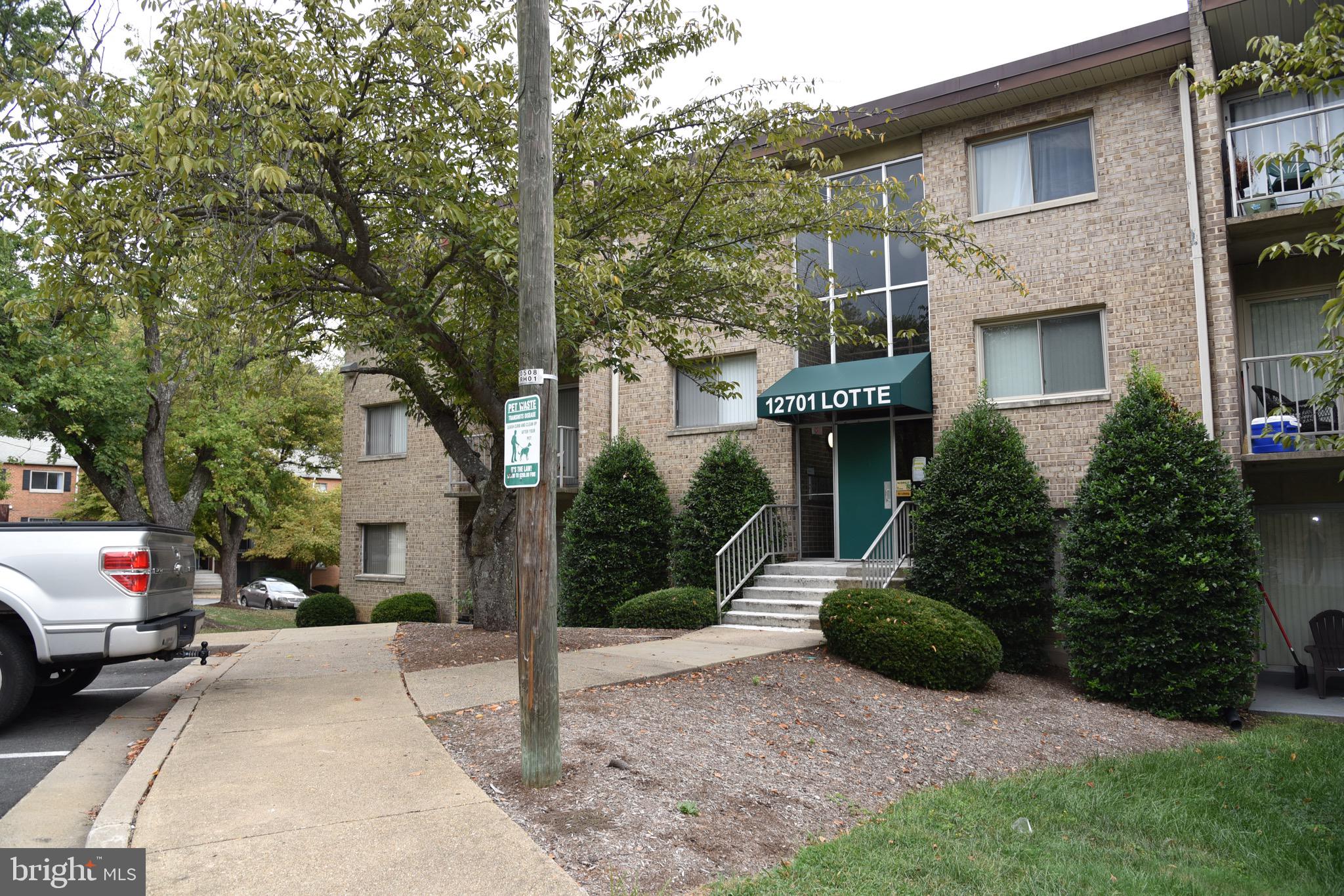 OCCOQUAN RIDGE CONDO - Residential