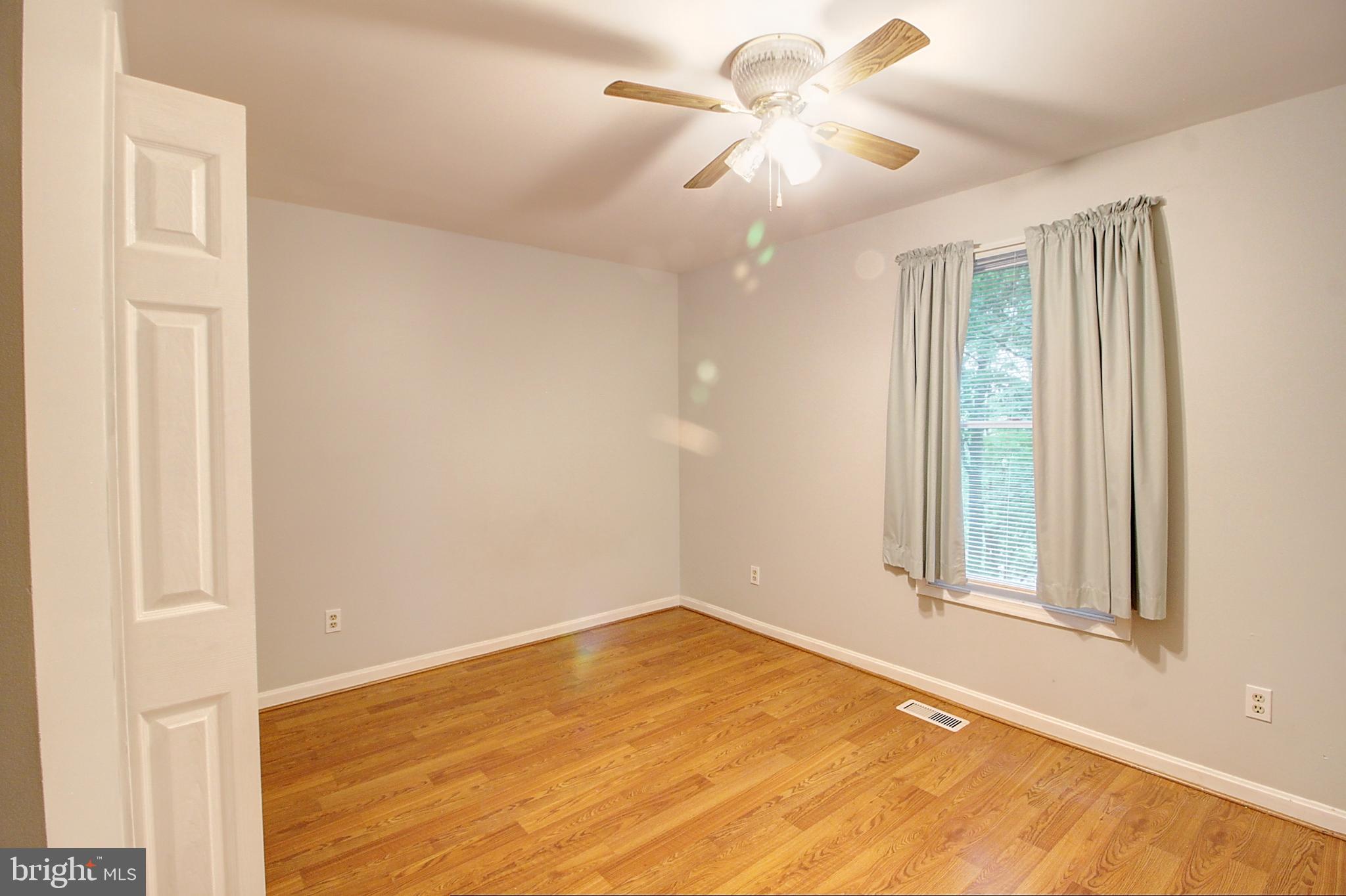 LAKE LINGANORE - Residential Lease