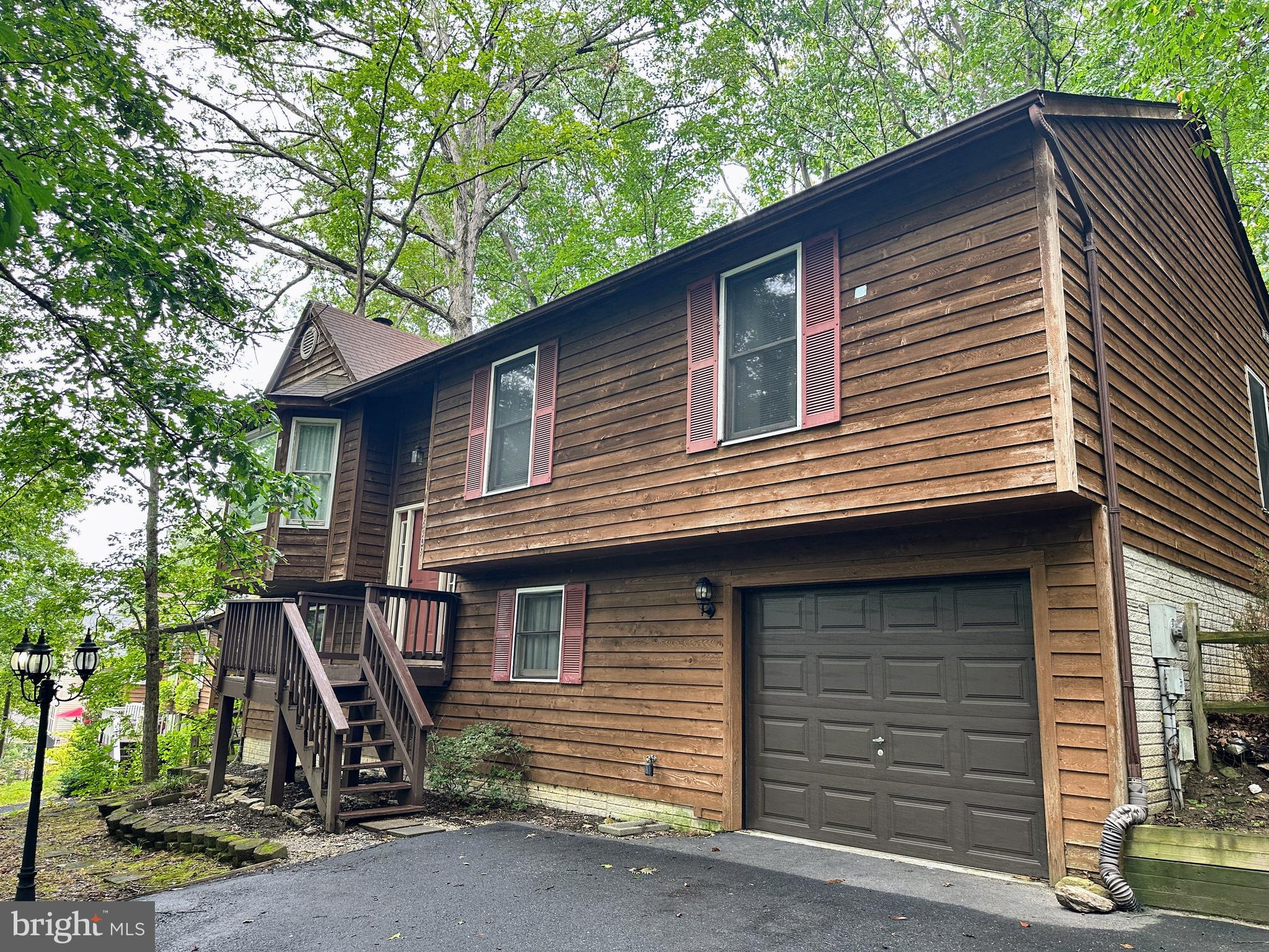 LAKE LINGANORE - Residential Lease