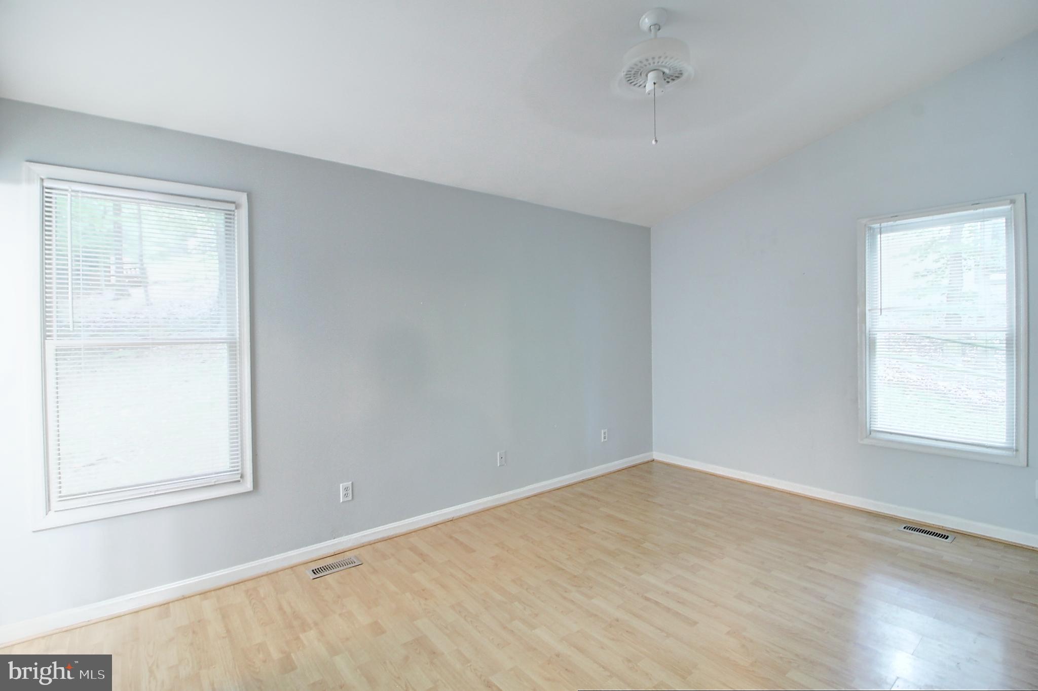 LAKE LINGANORE - Residential Lease