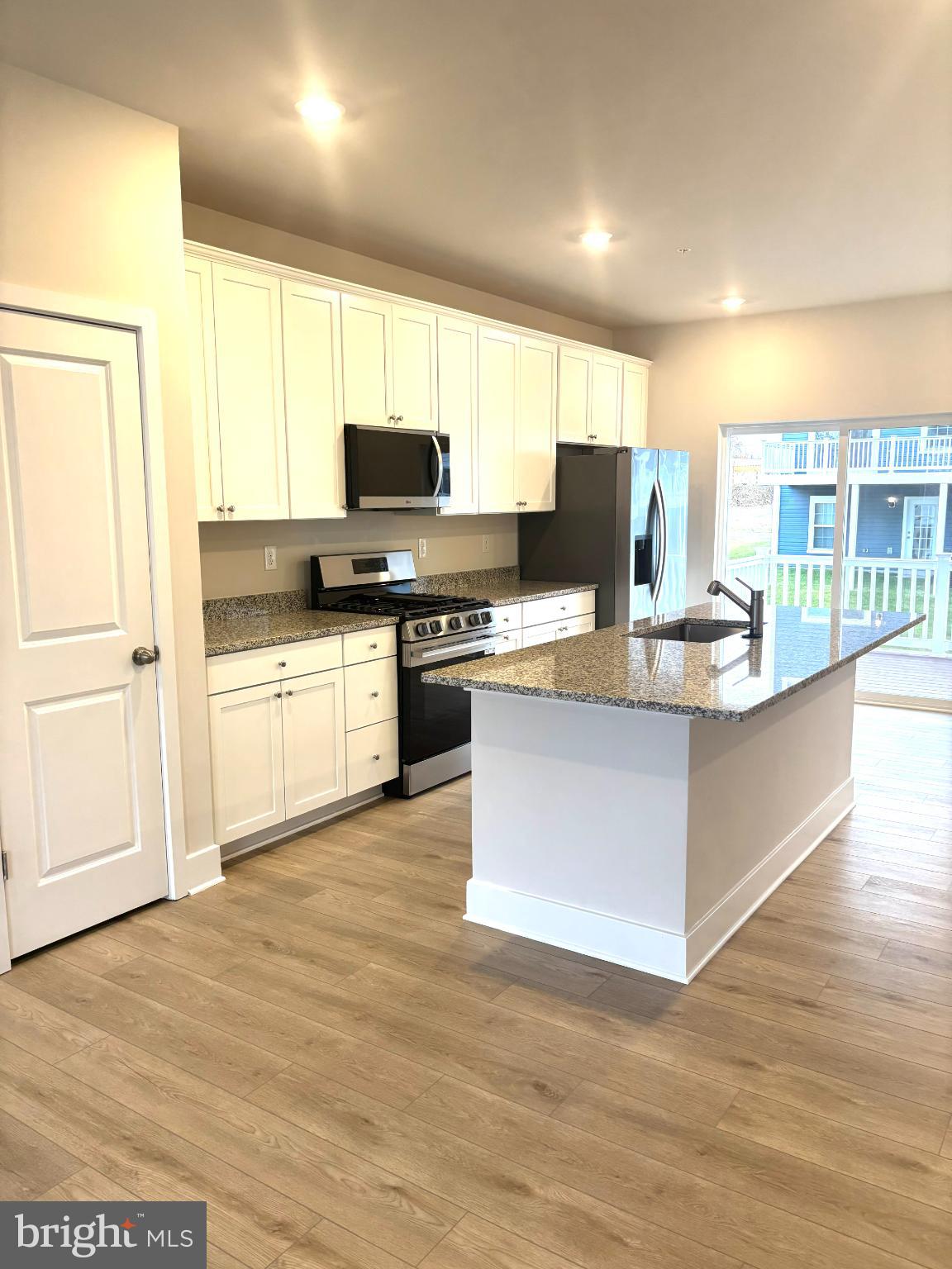 WINSTEN ESTATES - Residential Lease