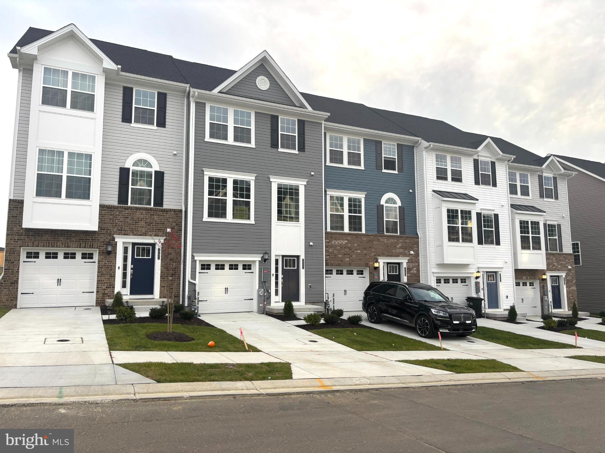 WINSTEN ESTATES - Residential Lease