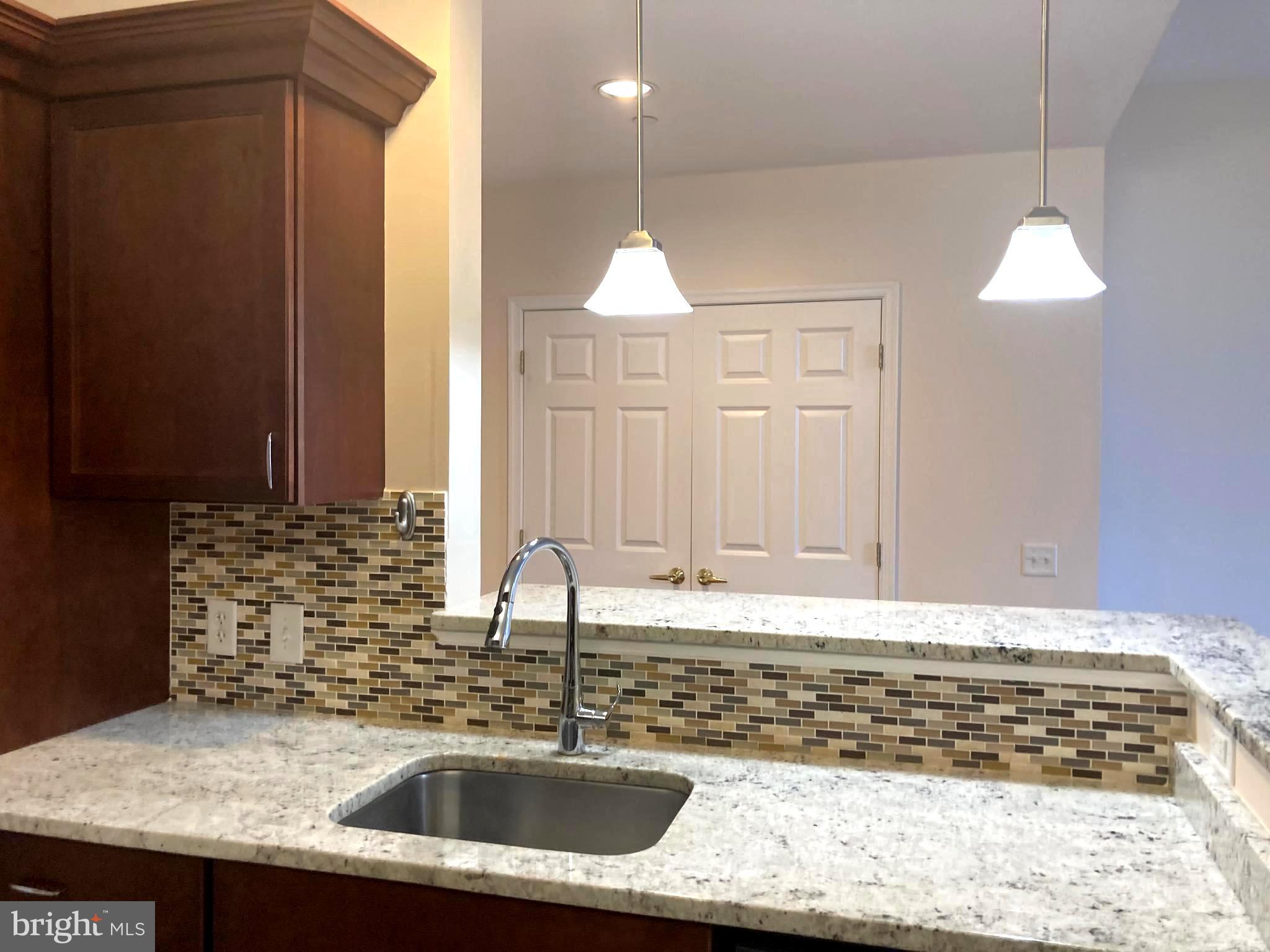 LOGAN SQUARE - Residential Lease