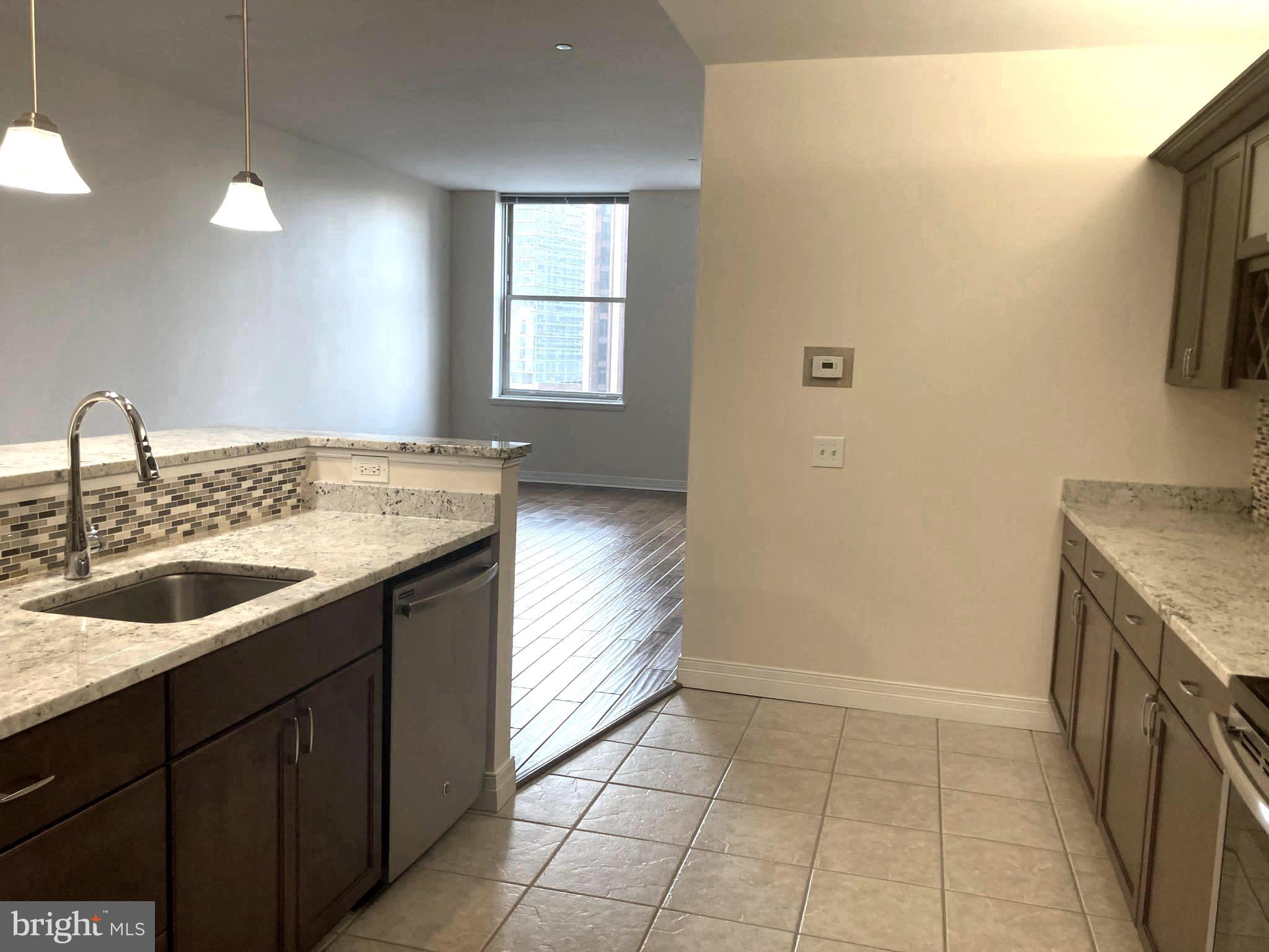 LOGAN SQUARE - Residential Lease