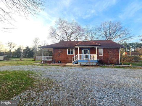 Homes For Sale - 300 N Orchard Road<br/> Cumberland County, VINELAND, NJ 08360