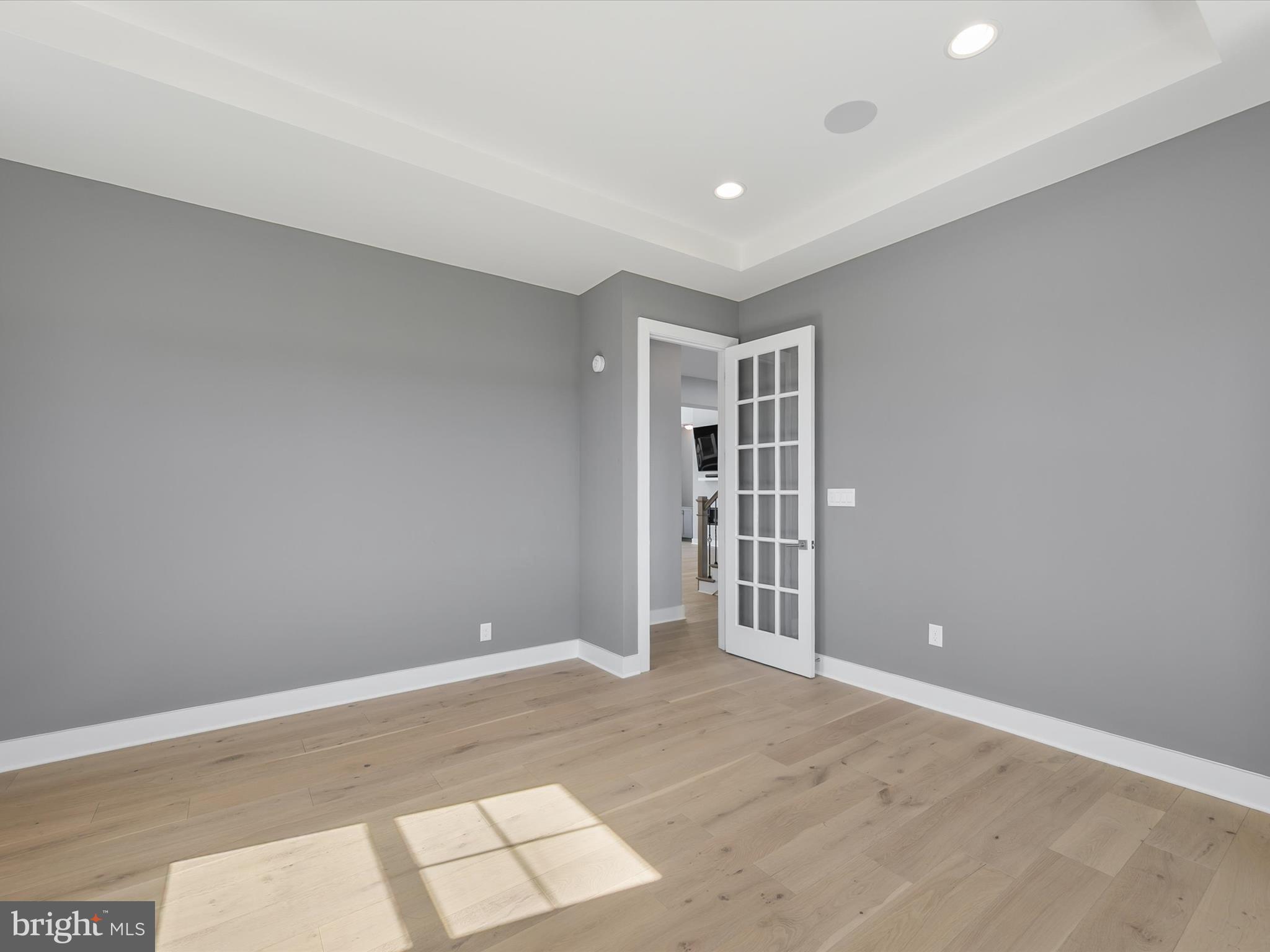 PENINSULA - Residential