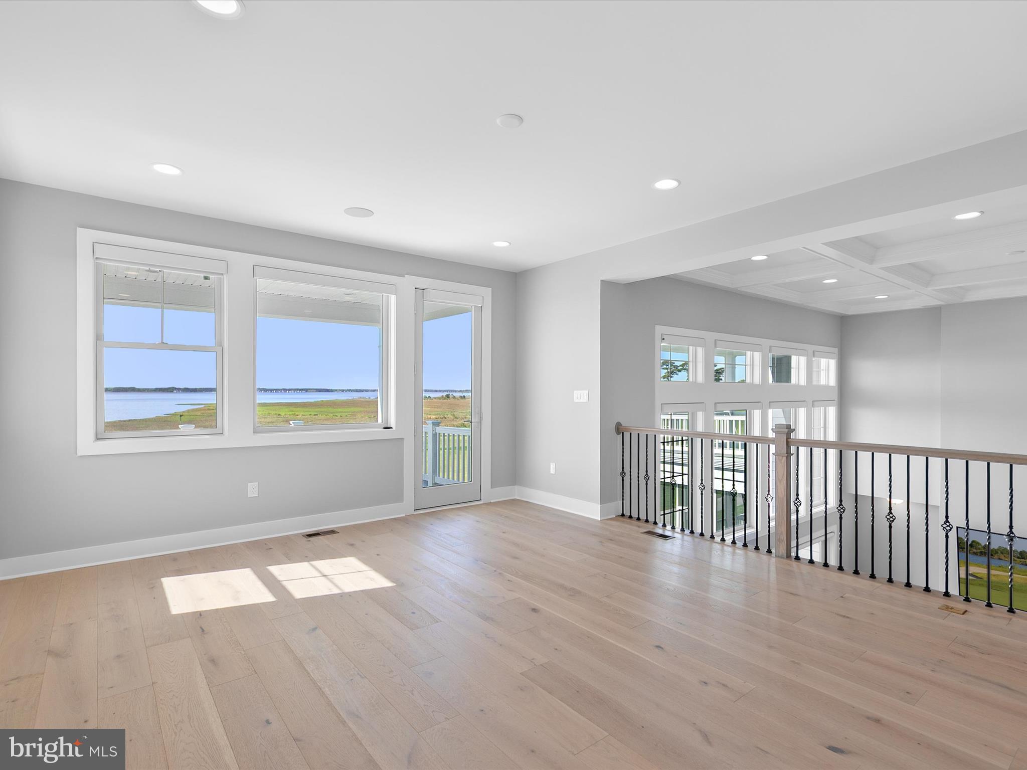 PENINSULA - Residential