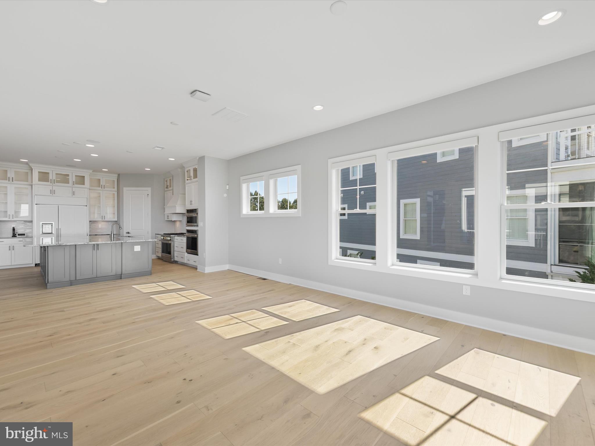 PENINSULA - Residential