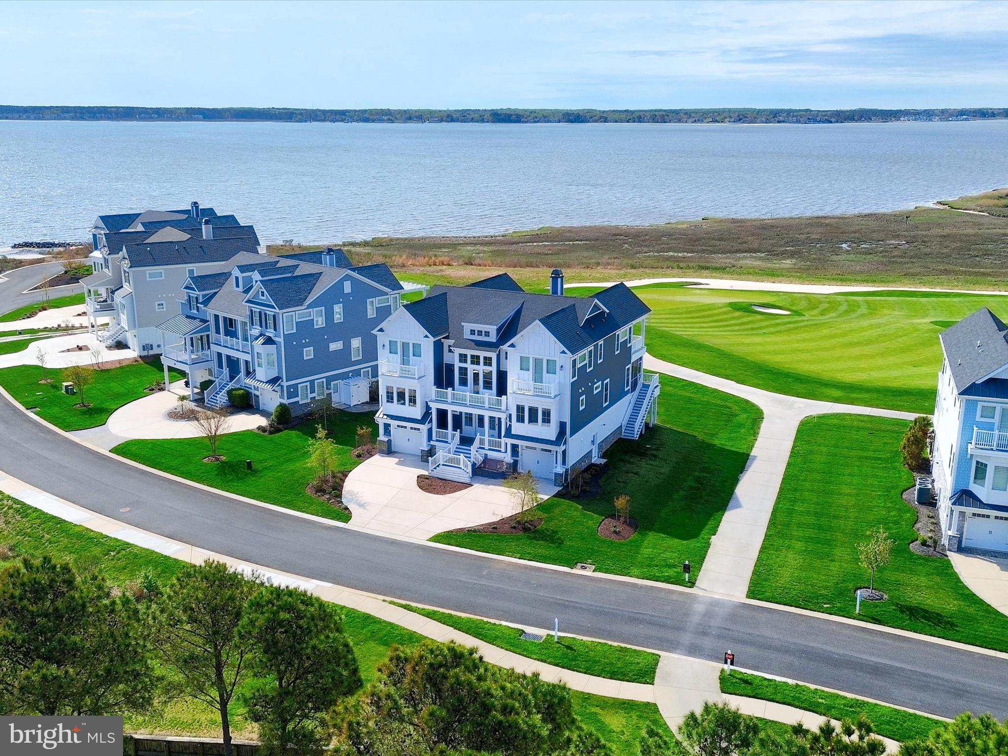 PENINSULA - Residential