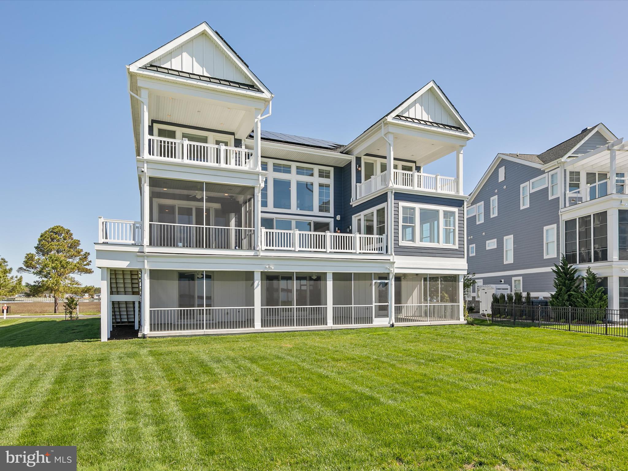 PENINSULA - Residential