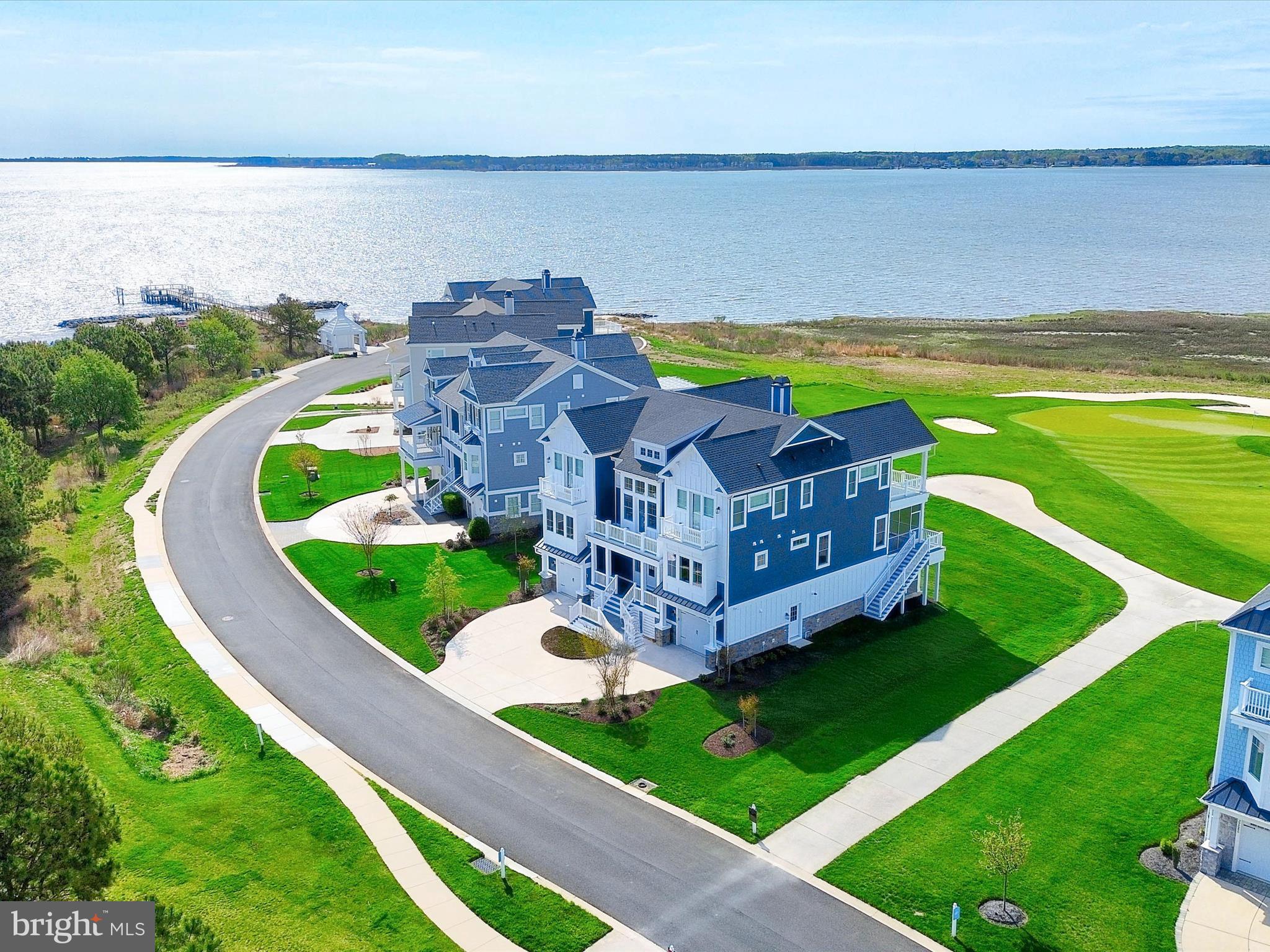 PENINSULA - Residential