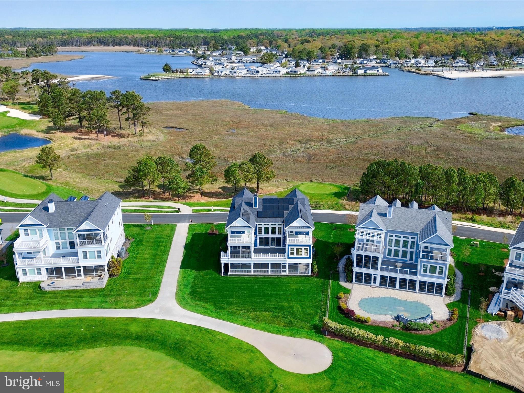 PENINSULA - Residential