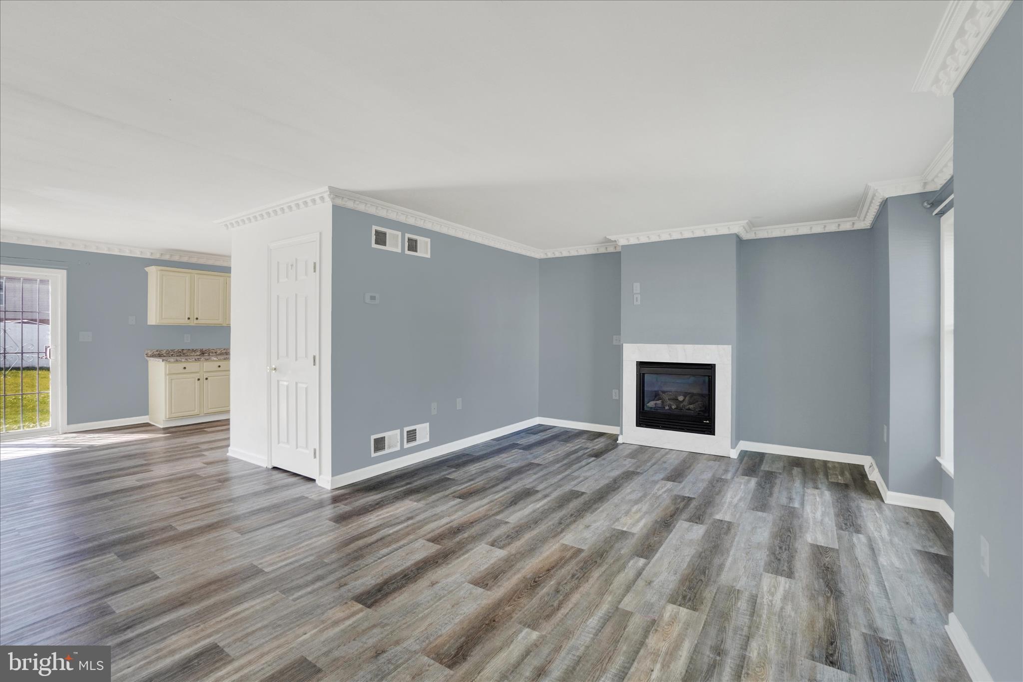80 JEWEL DRIVE
