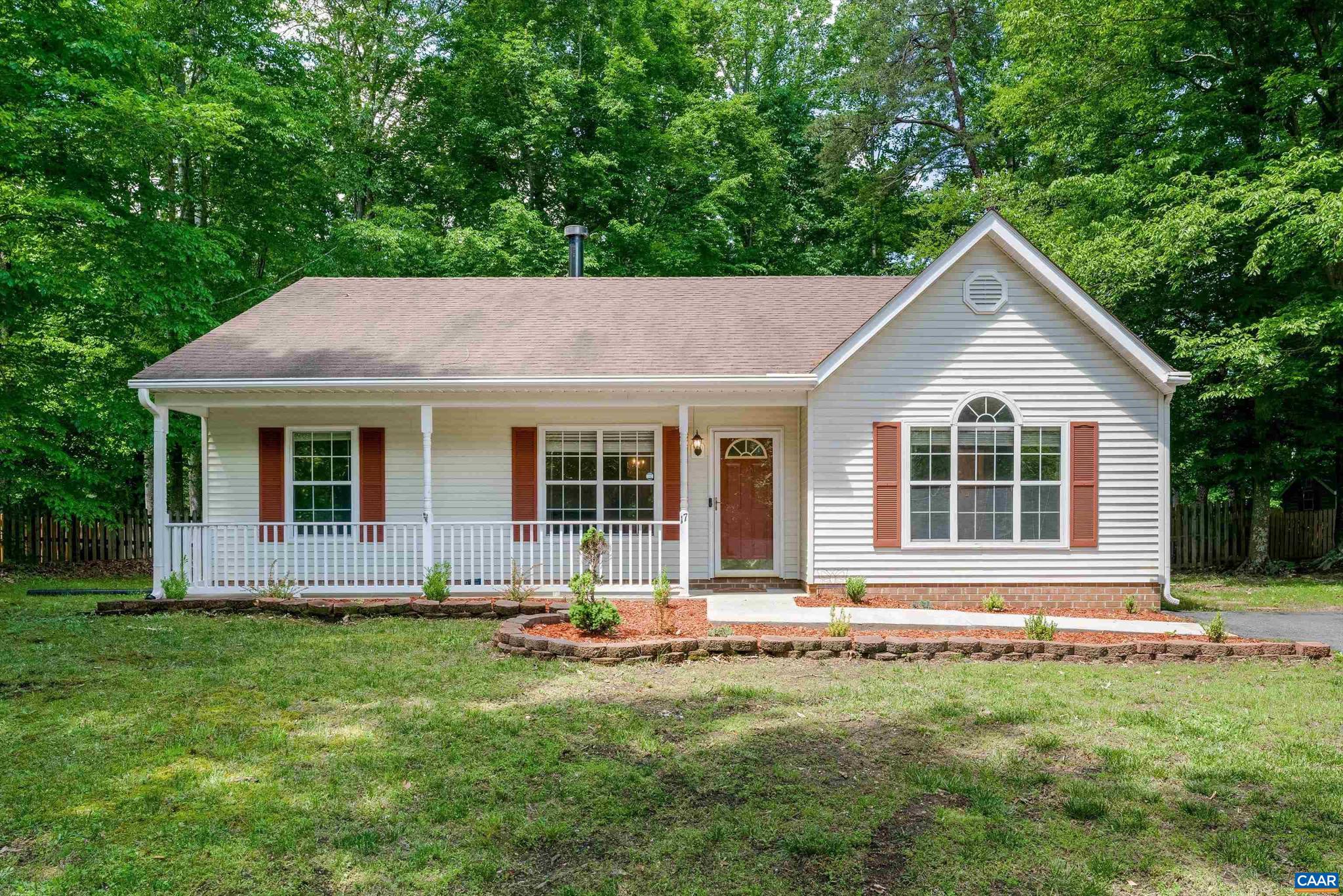 LAKE MONTICELLO - Residential