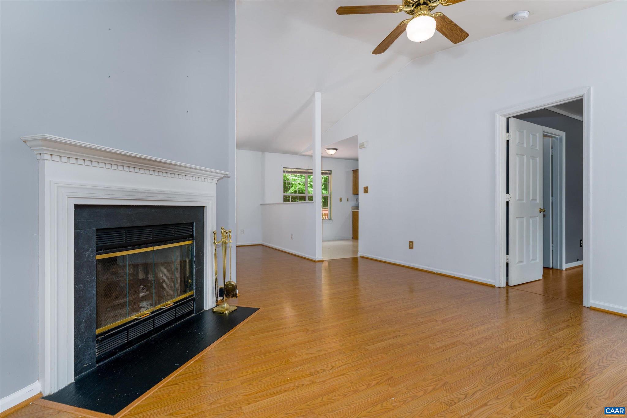 LAKE MONTICELLO - Residential