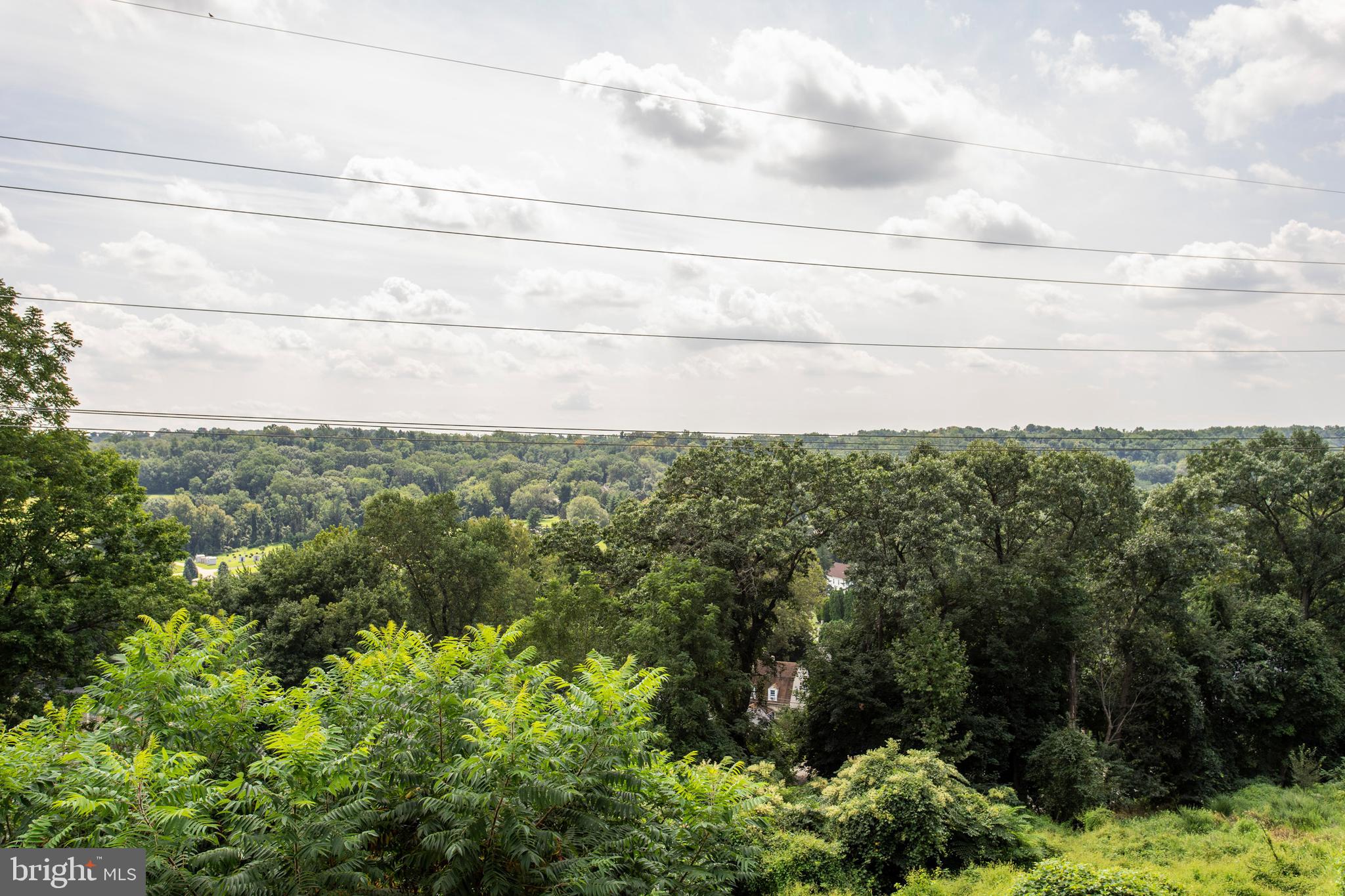 REBEL HILL - Residential