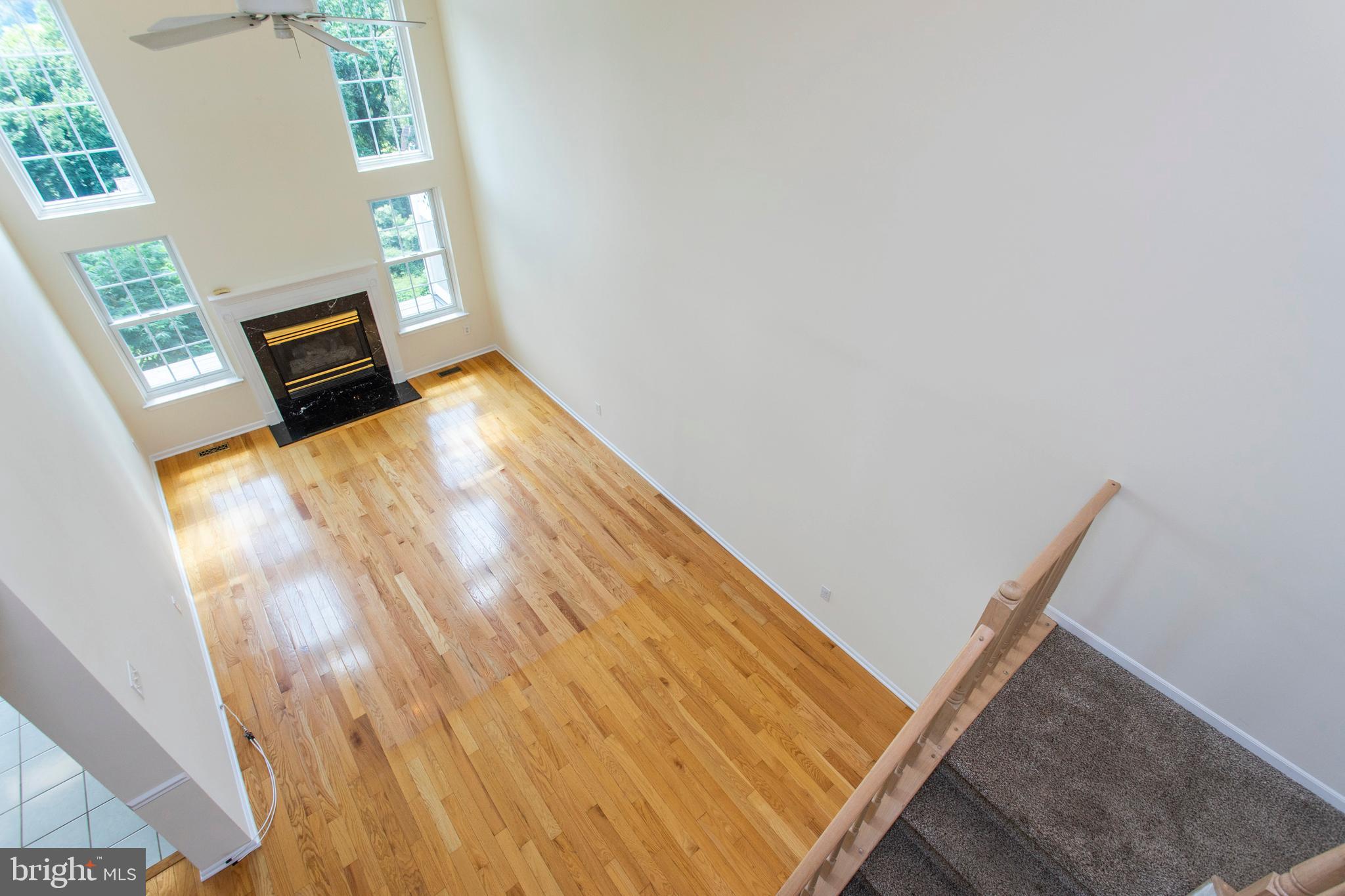 REBEL HILL - Residential