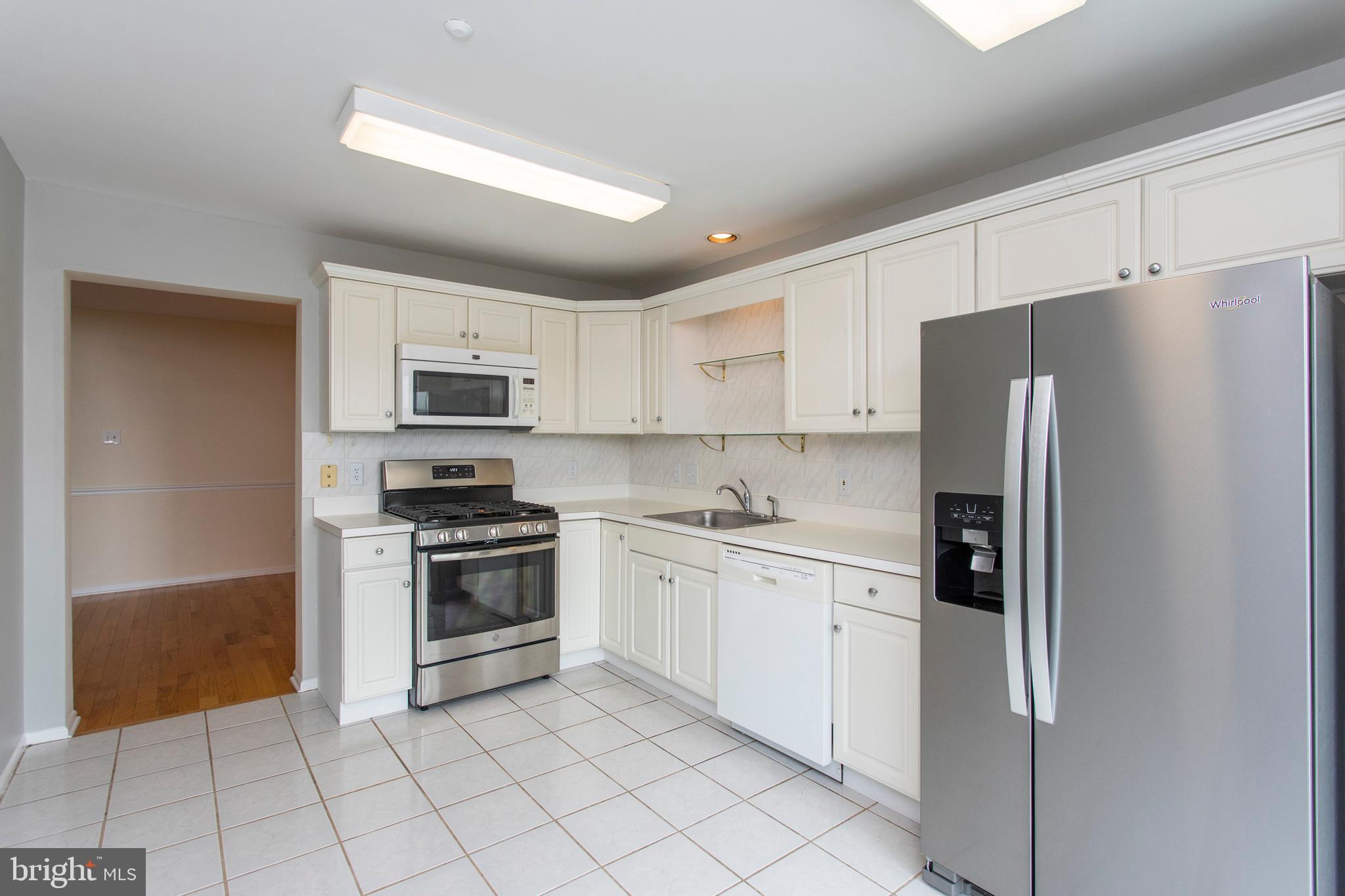 REBEL HILL - Residential