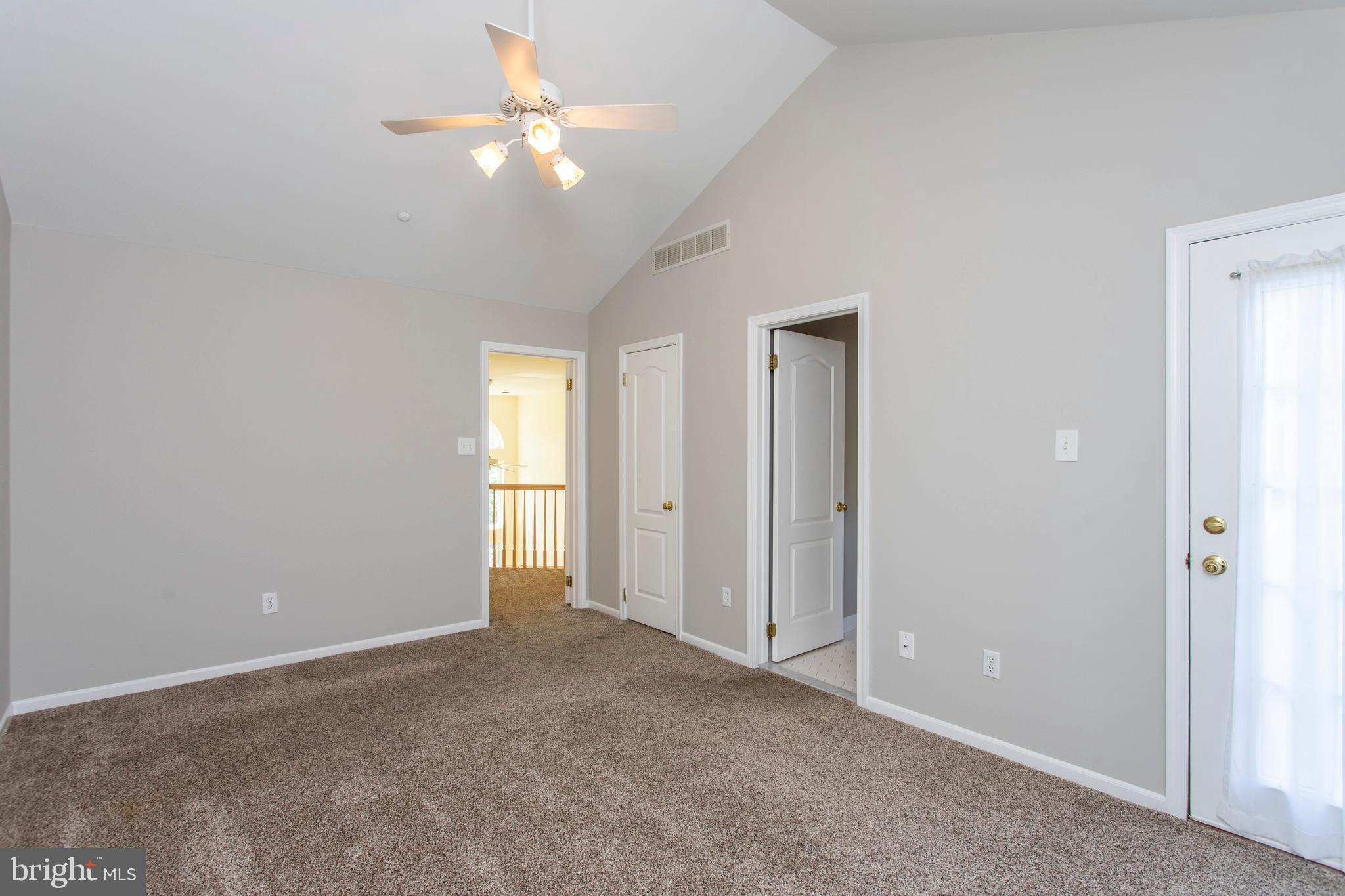 REBEL HILL - Residential