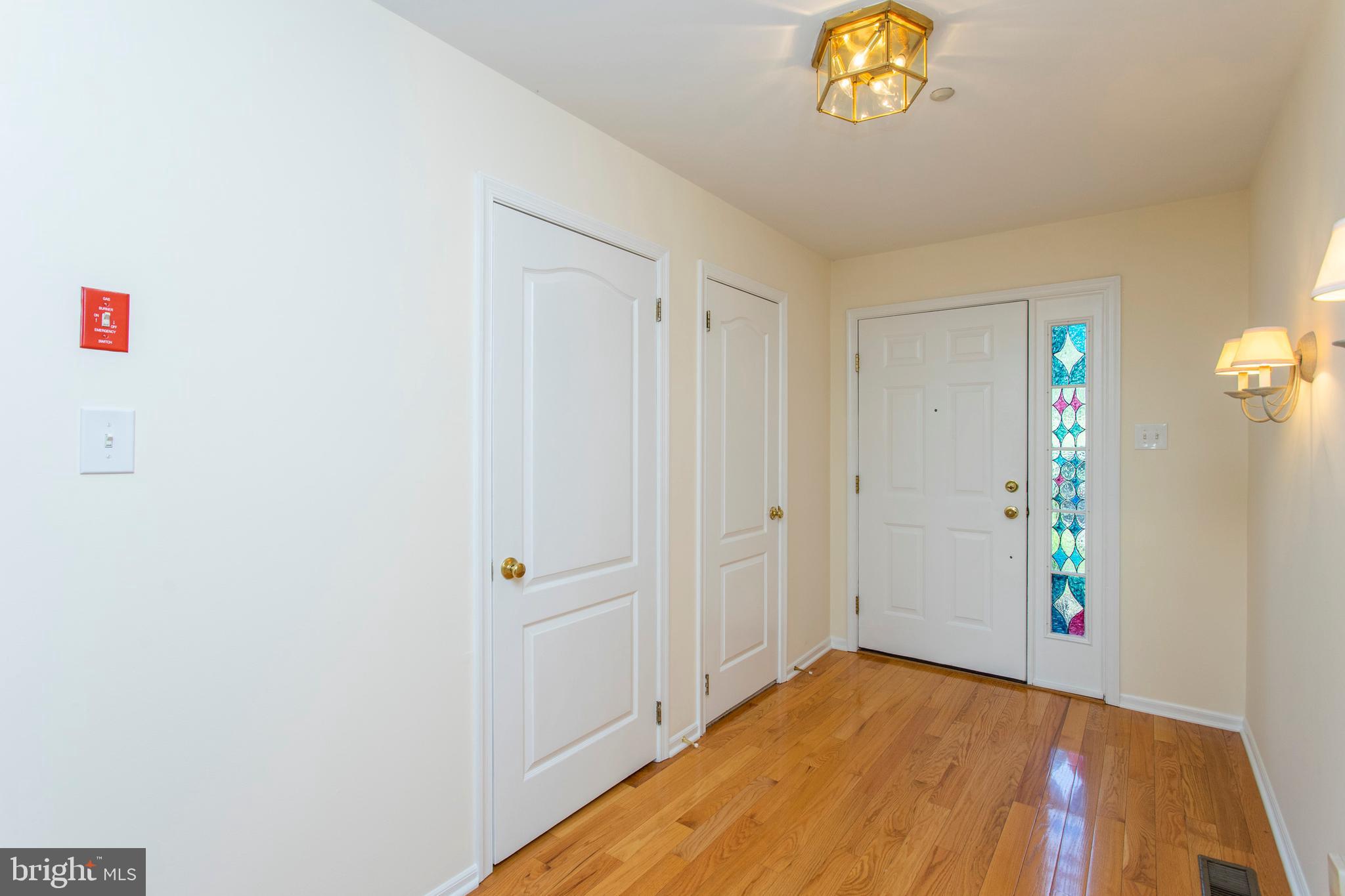 REBEL HILL - Residential