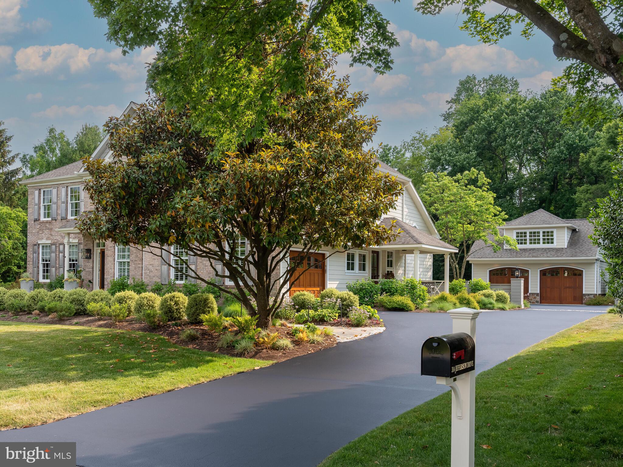 WATERFORD - Residential