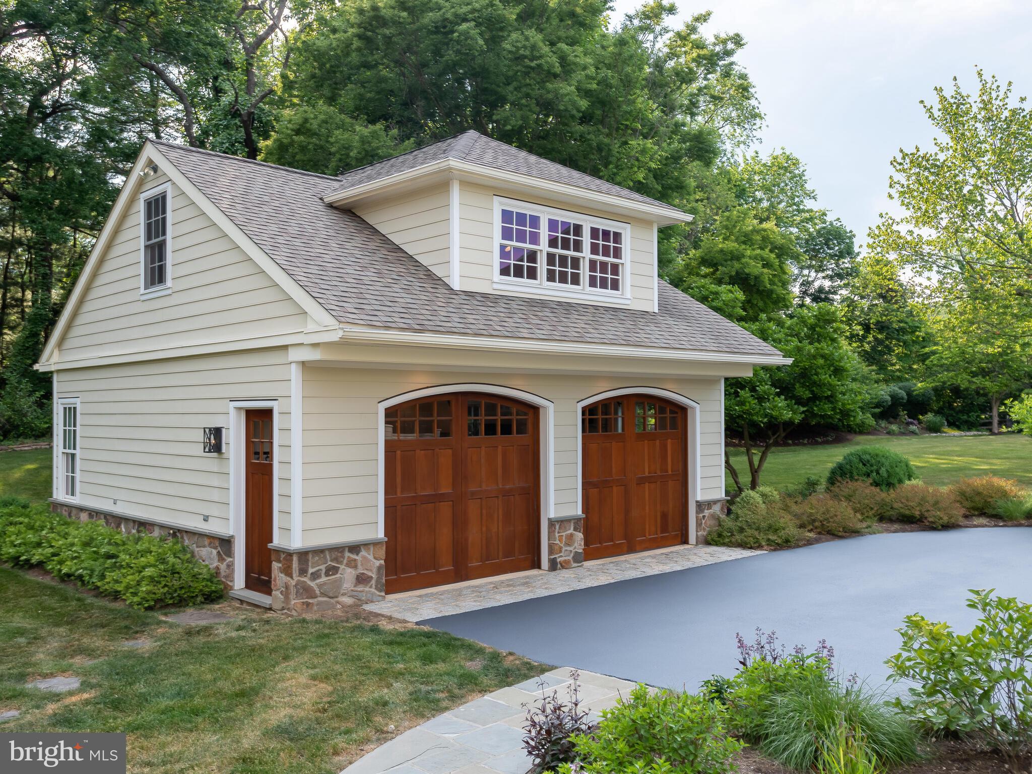 WATERFORD - Residential