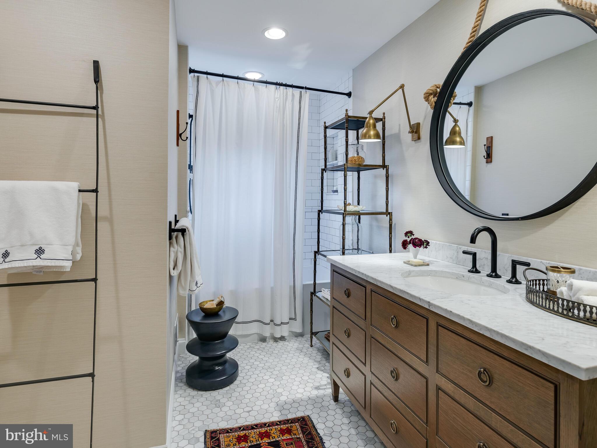 WATERFORD - Residential