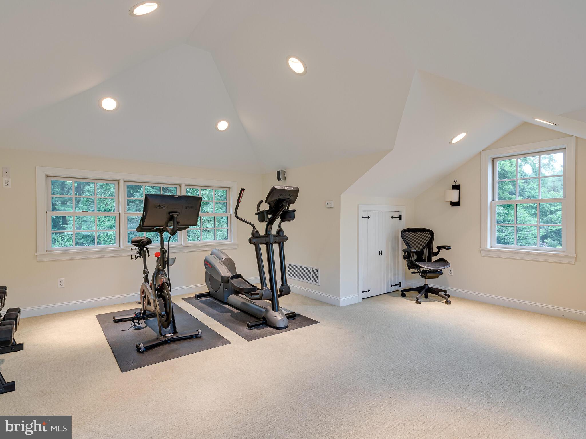 WATERFORD - Residential