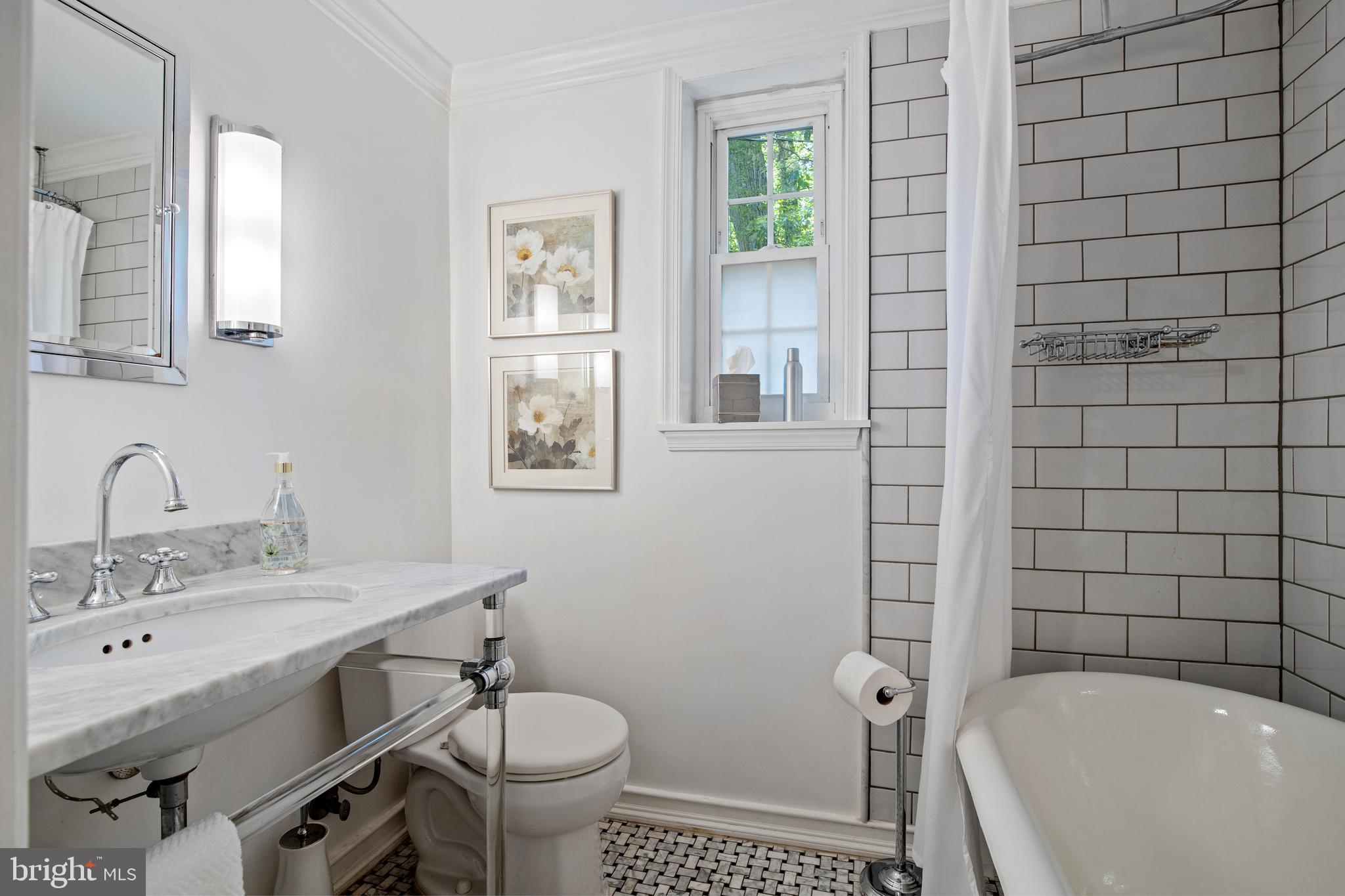 BEVERLY HILLS - Residential