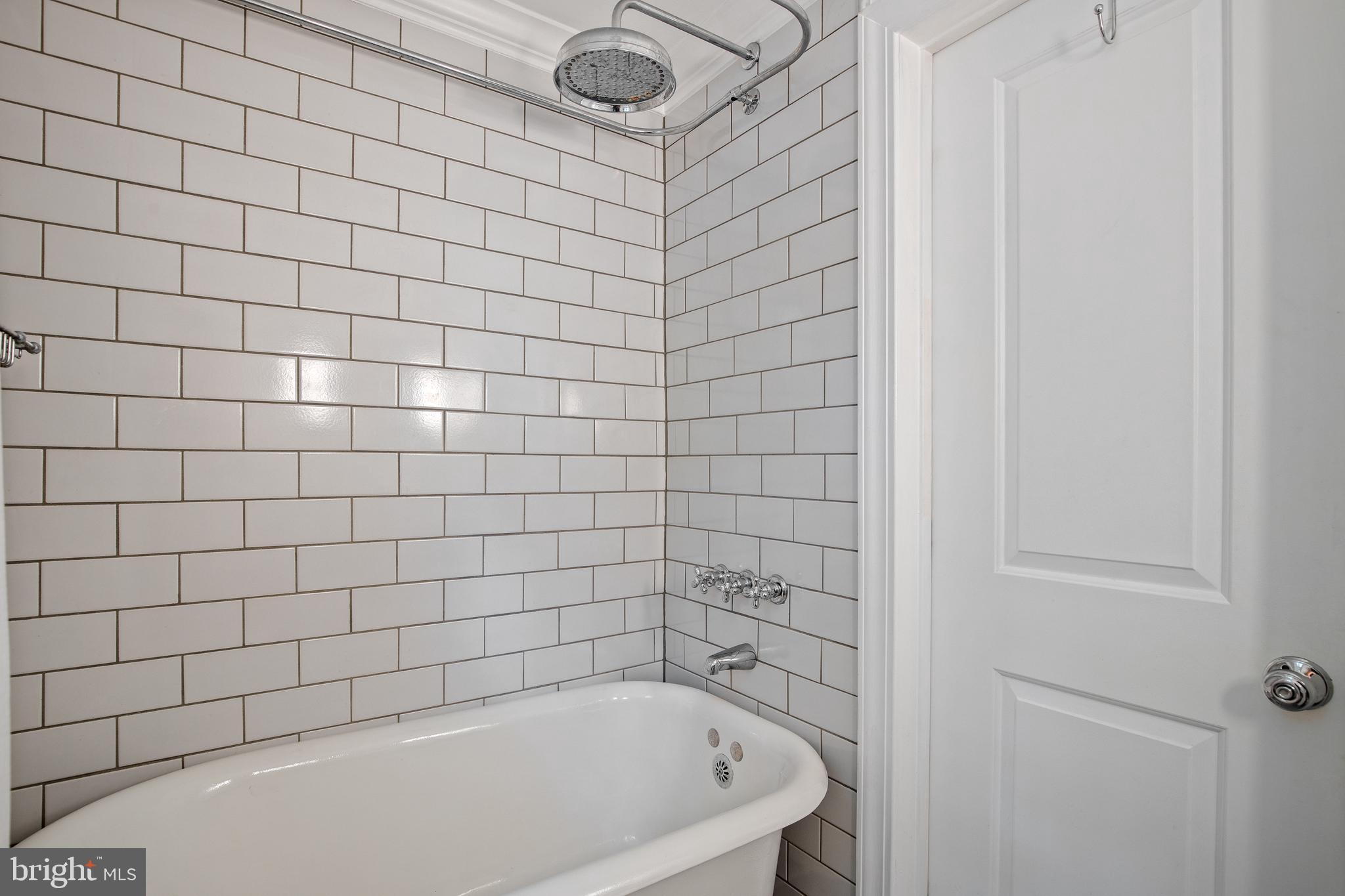 BEVERLY HILLS - Residential