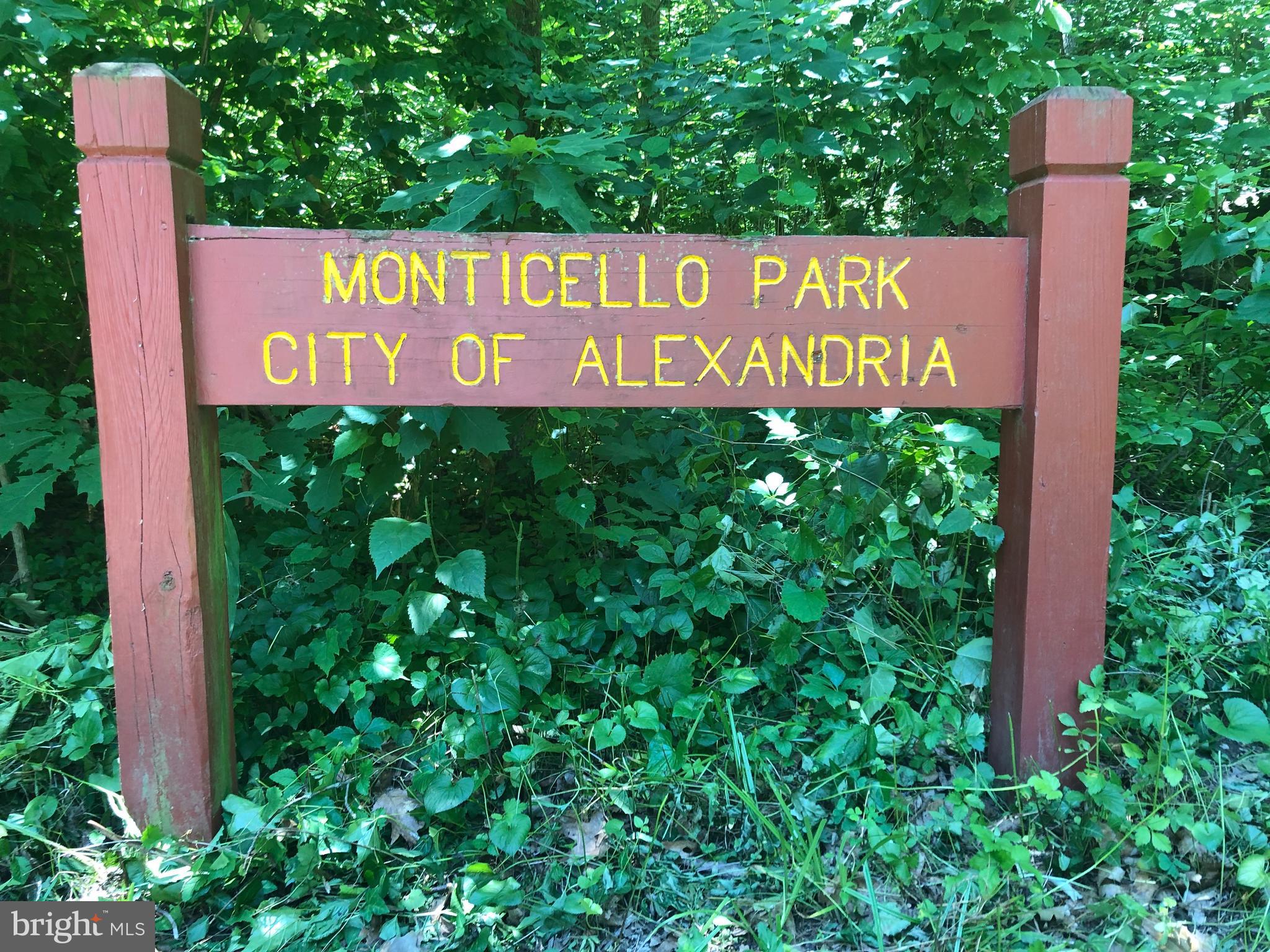 BEVERLY HILLS - Residential