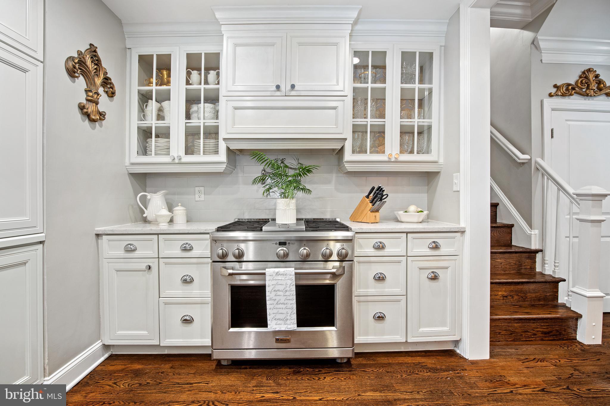 BEVERLY HILLS - Residential