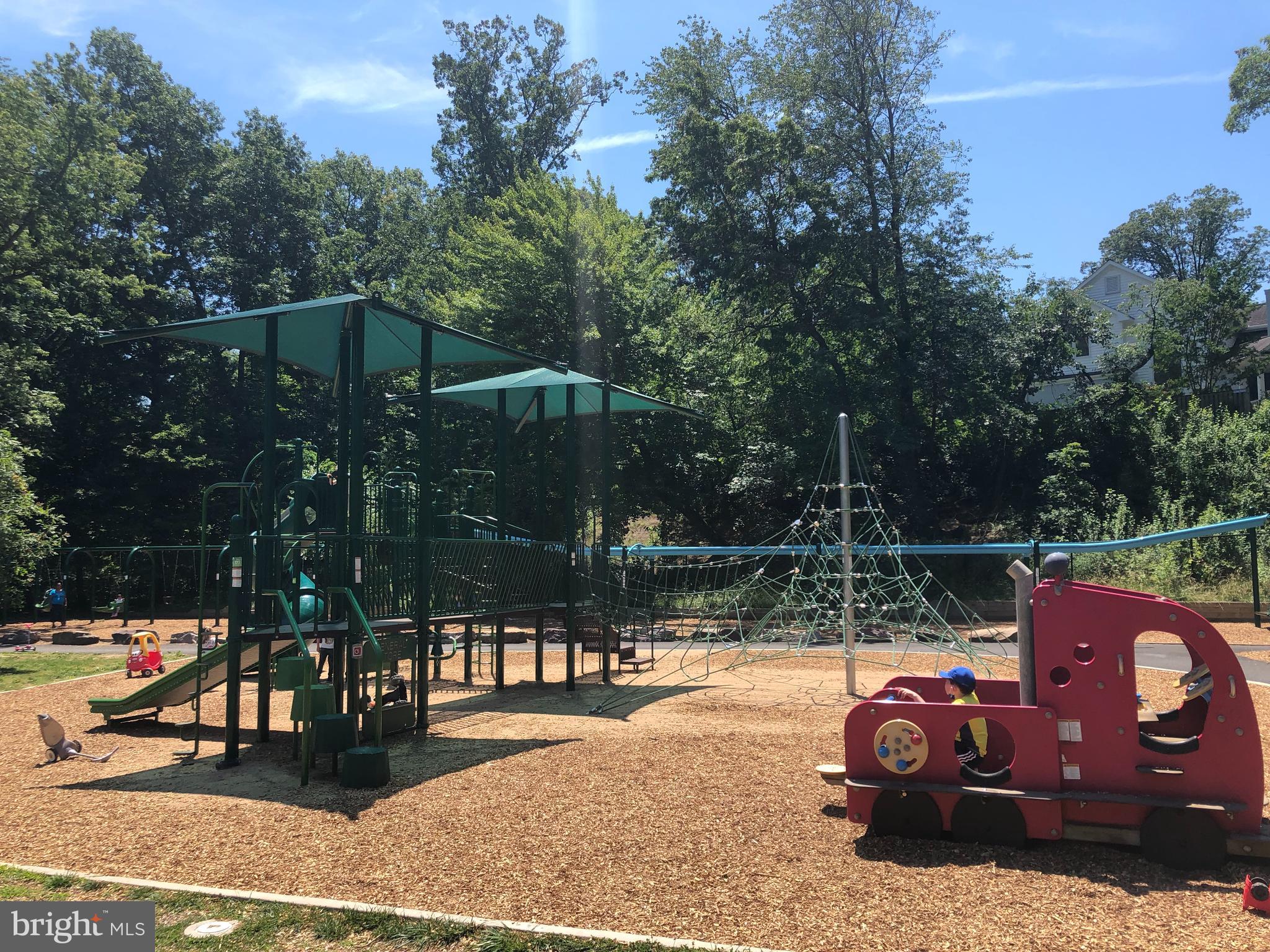 BEVERLY HILLS - Residential