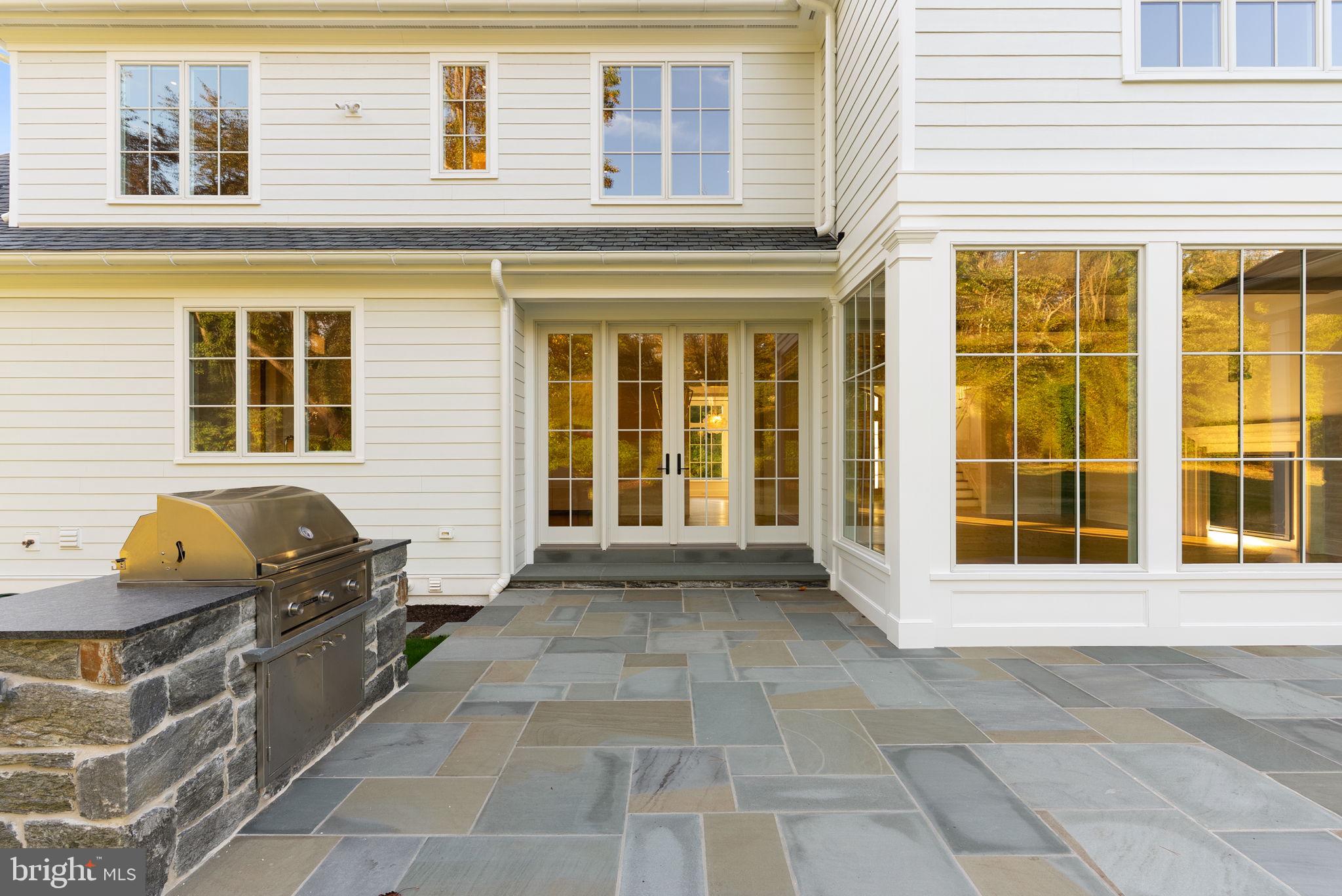 SUSSEX - Residential