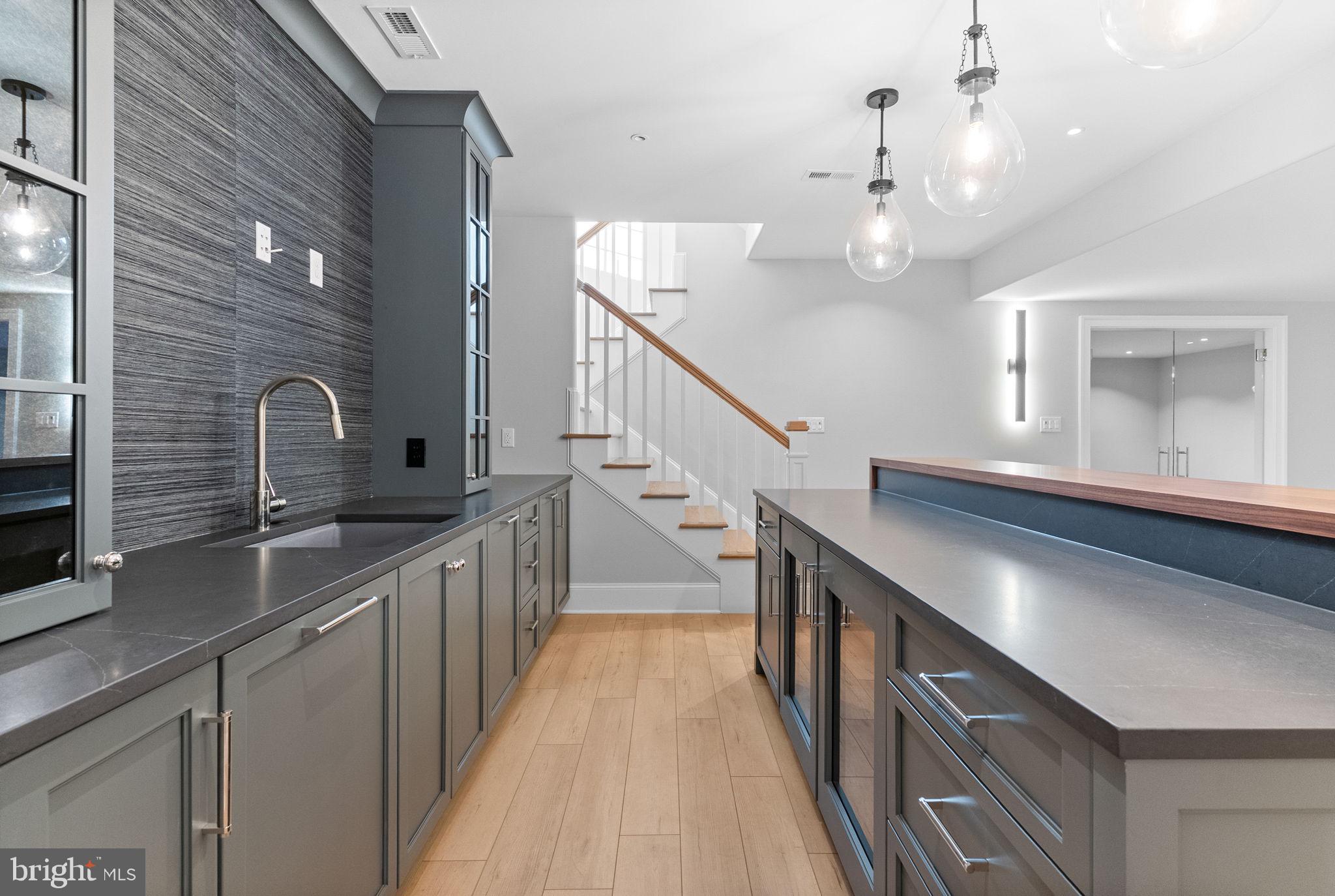 SUSSEX - Residential