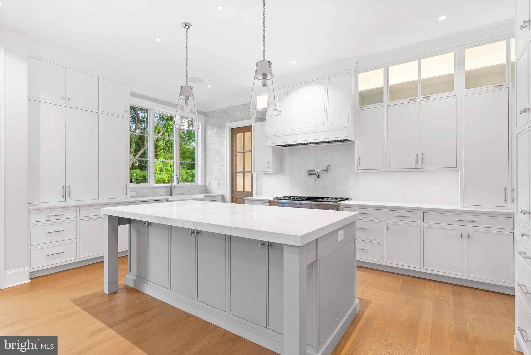 SUSSEX - Residential