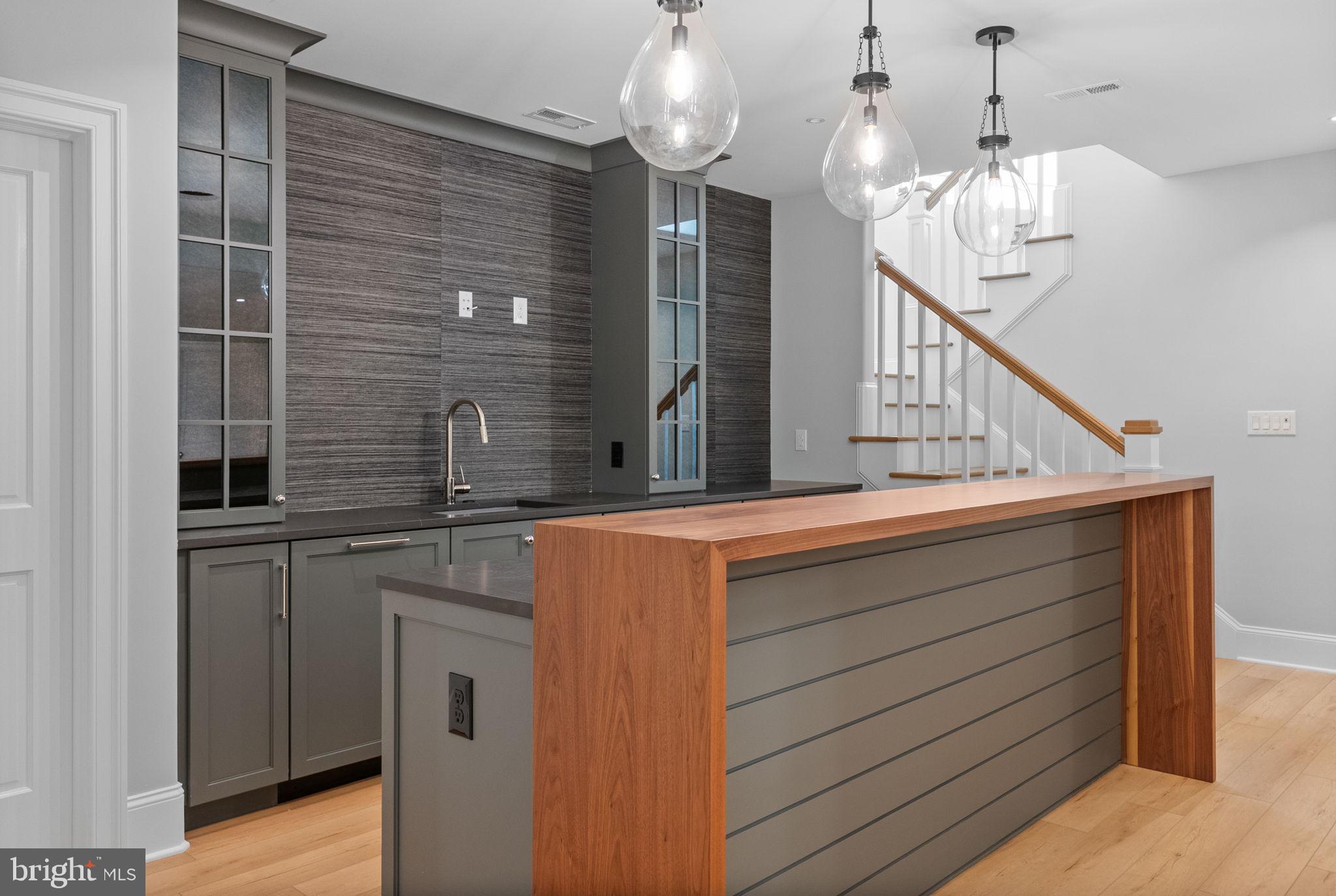 SUSSEX - Residential