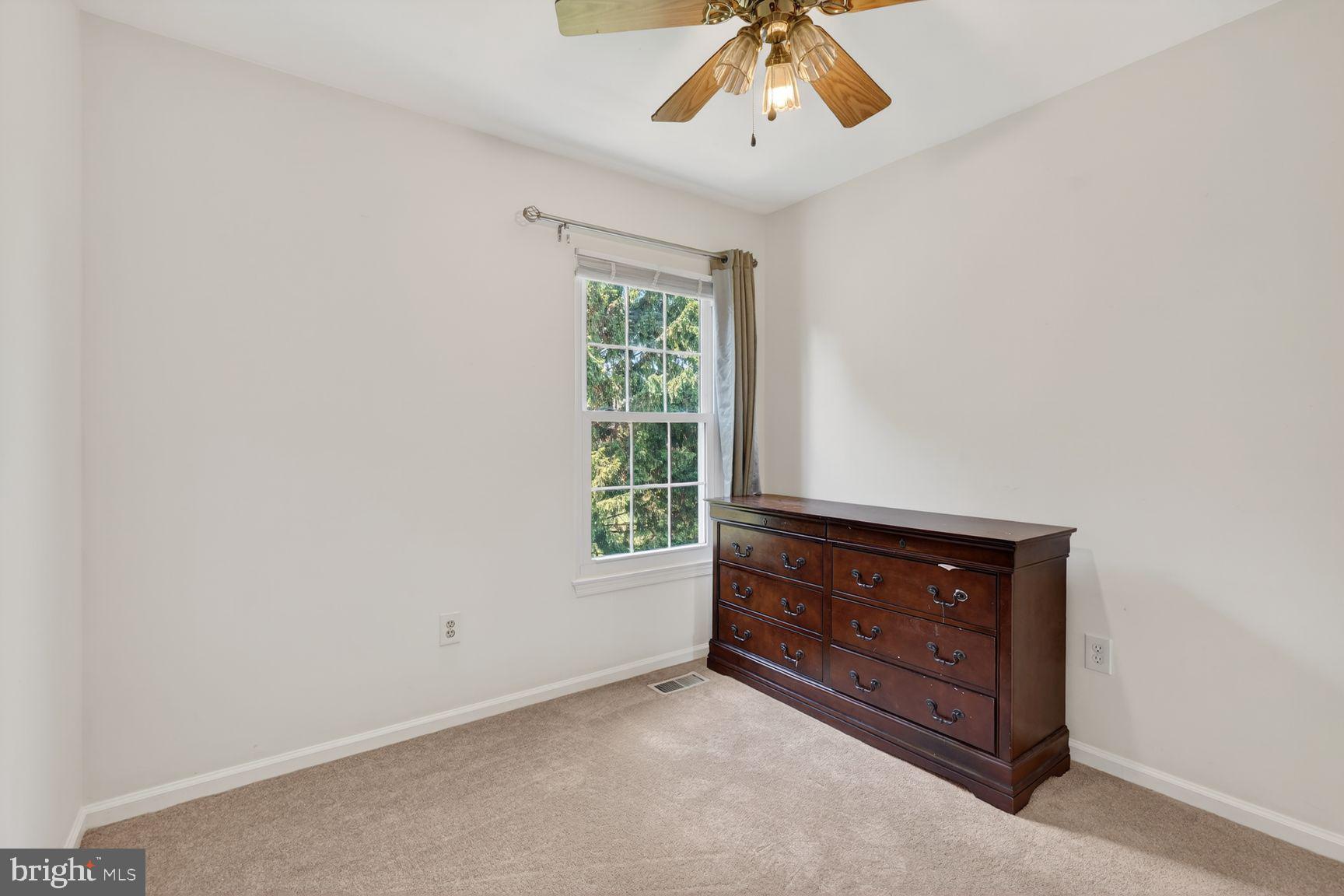 SOCIETY CIRCLE - Residential