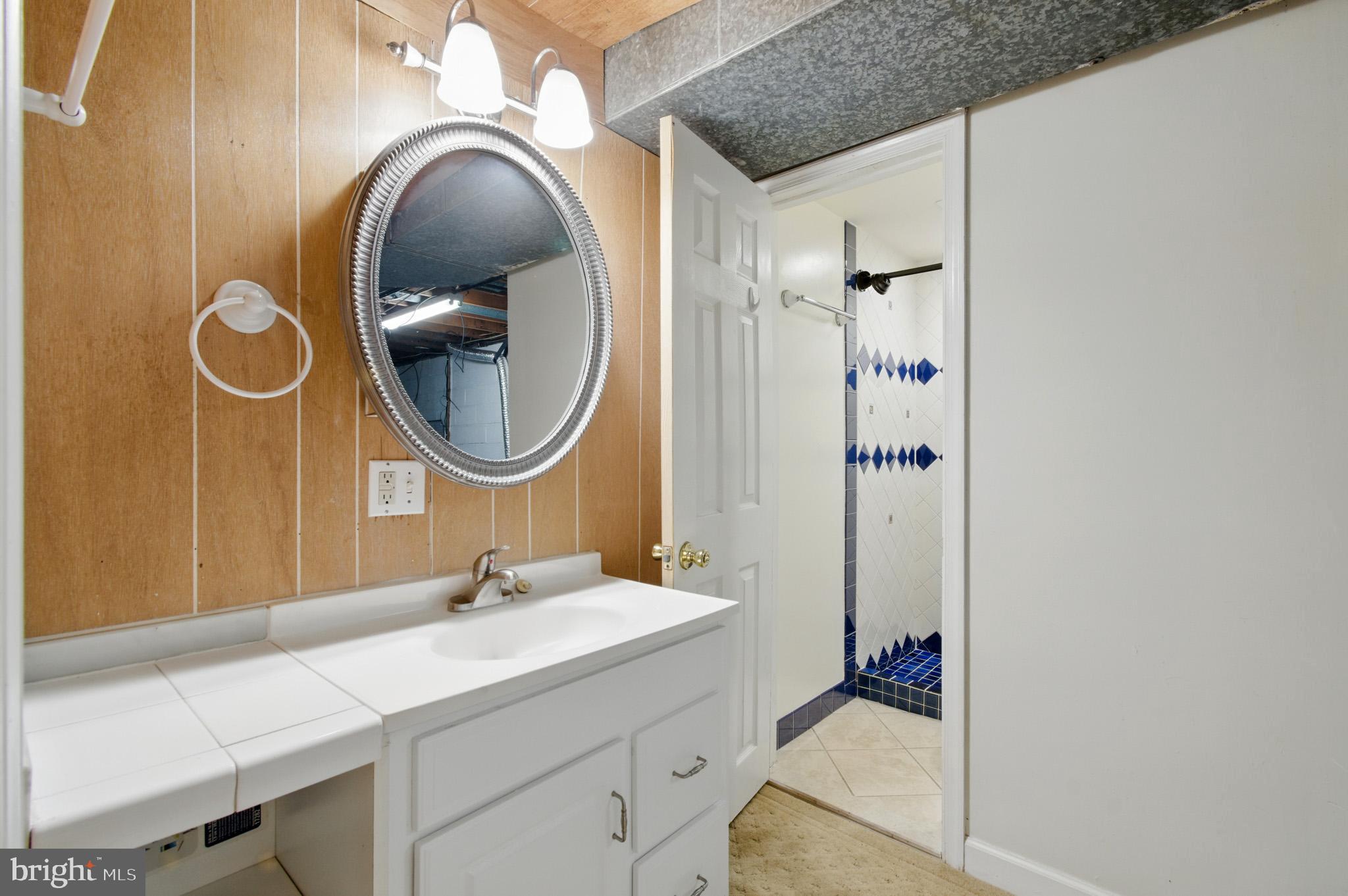 PT ROCKVILLE TWN RES 1 - Residential