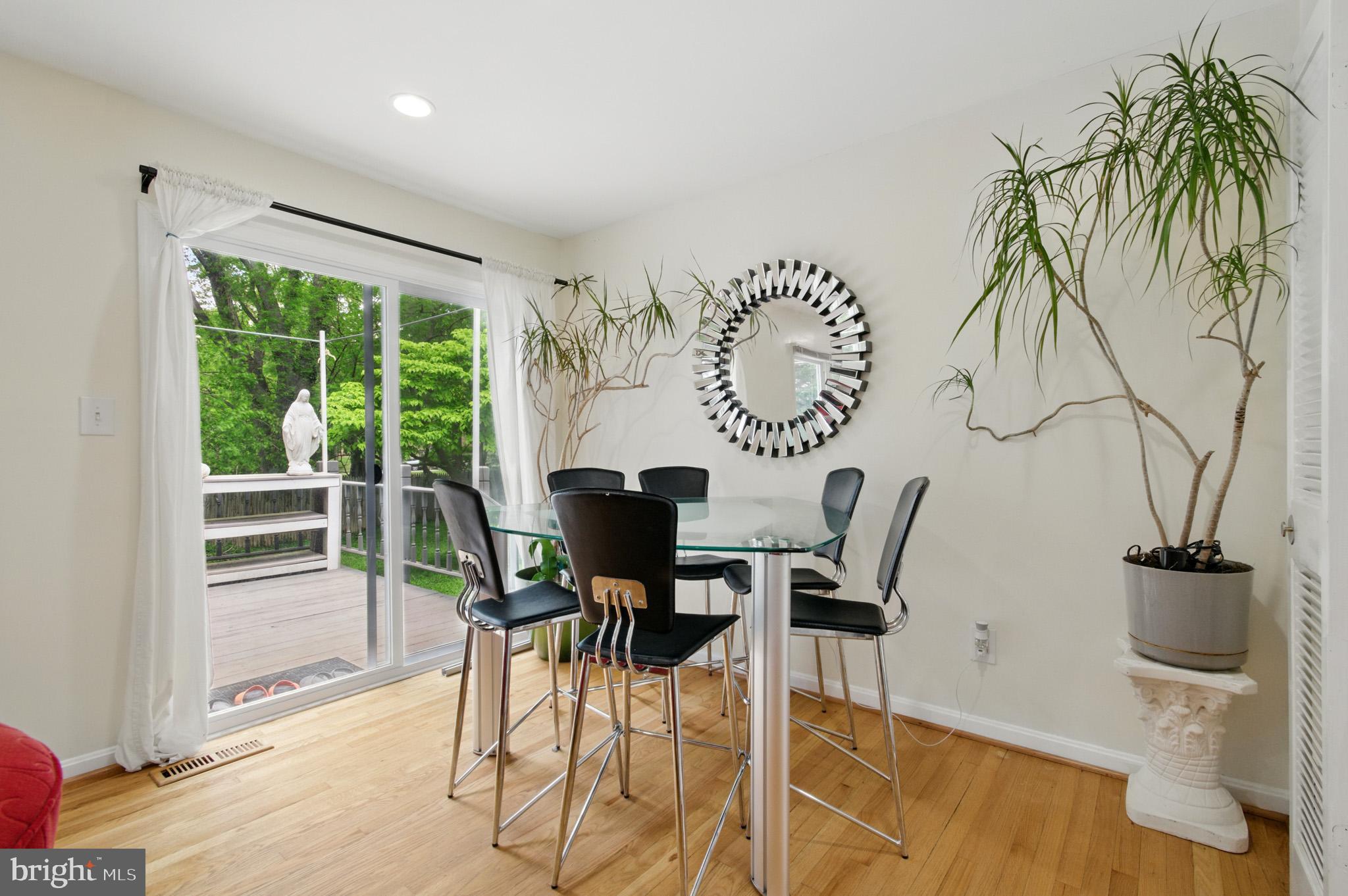 PT ROCKVILLE TWN RES 1 - Residential