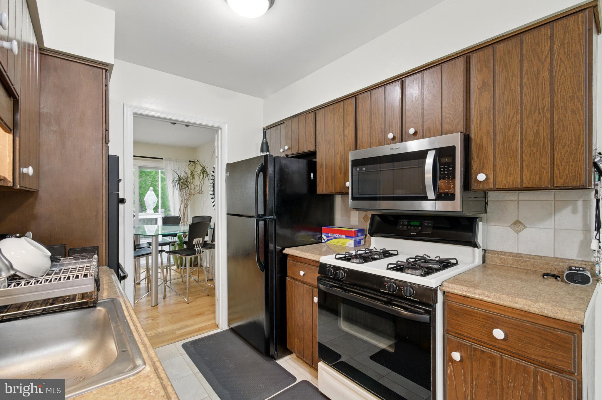 PT ROCKVILLE TWN RES 1 - Residential