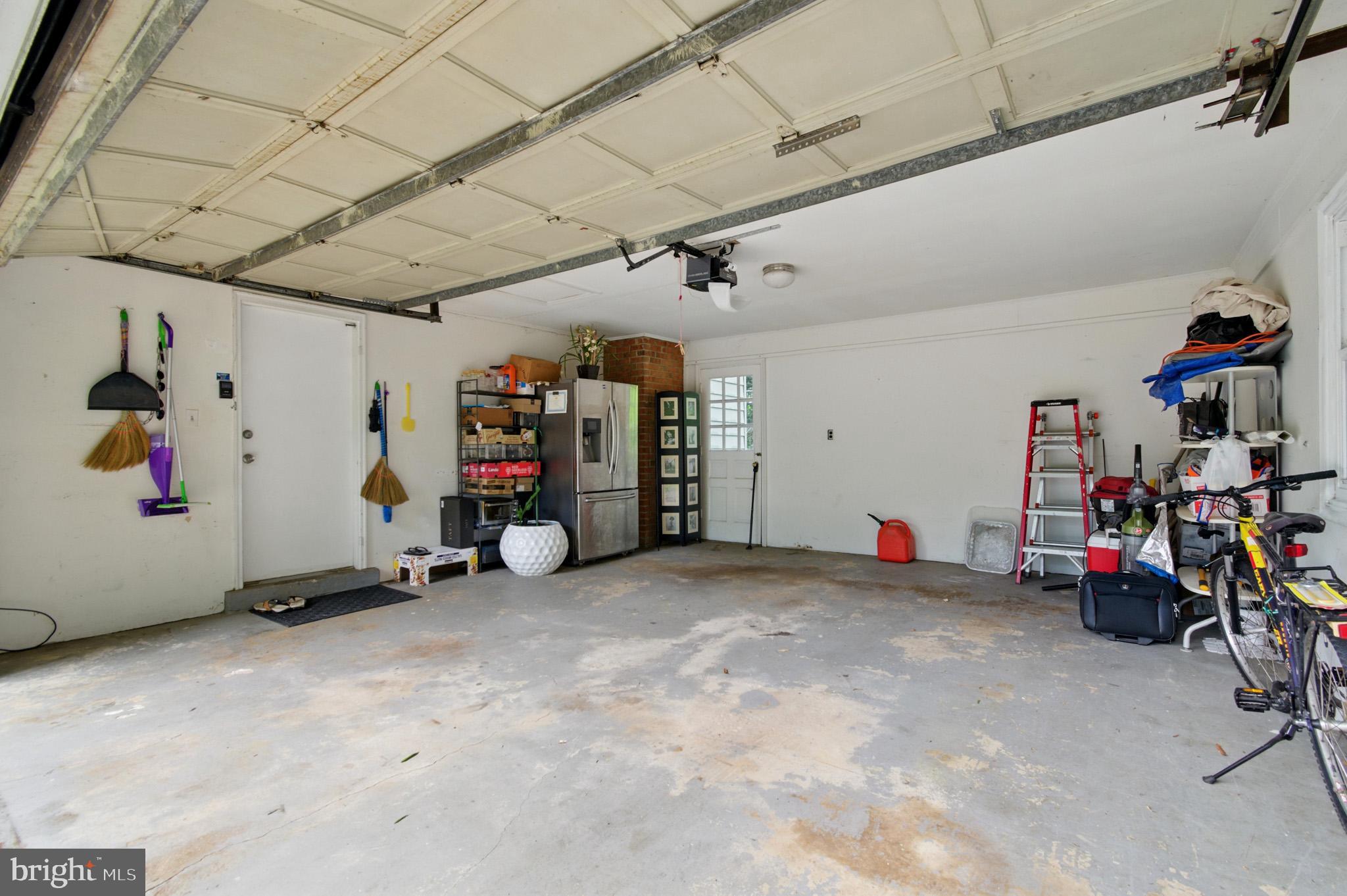 PT ROCKVILLE TWN RES 1 - Residential