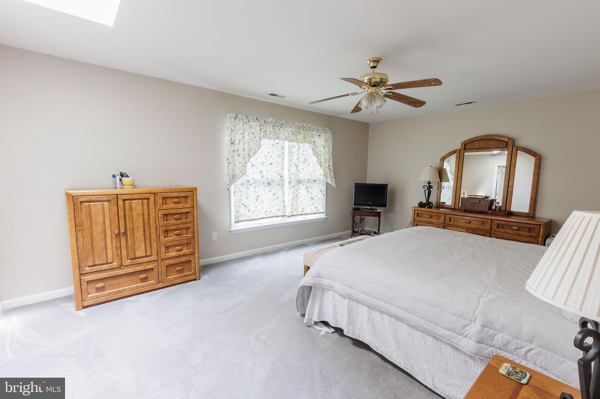 BAY MEADOWS - Residential